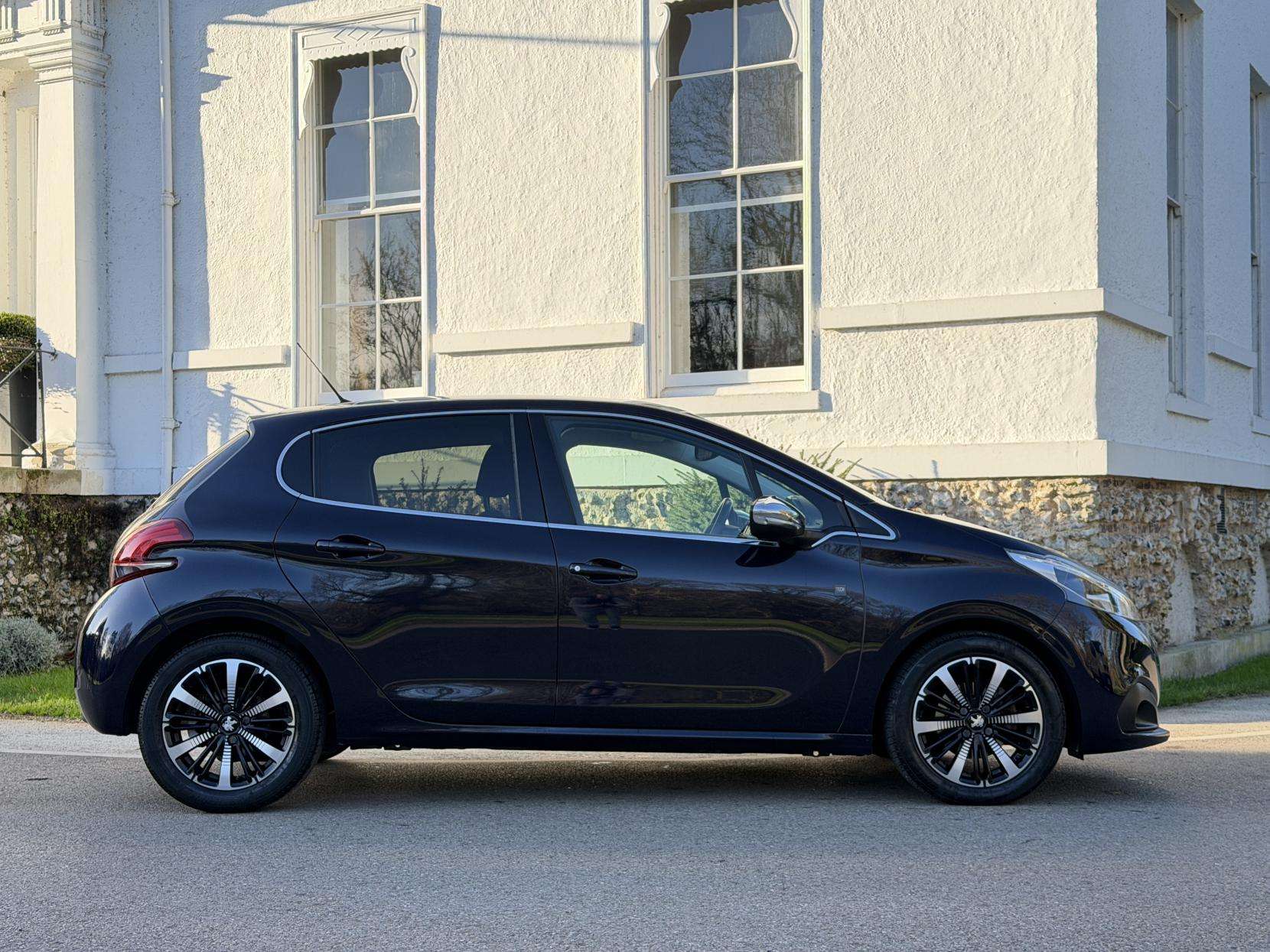 2019 PEUGEOT 208 2019 PEUGEOT 208