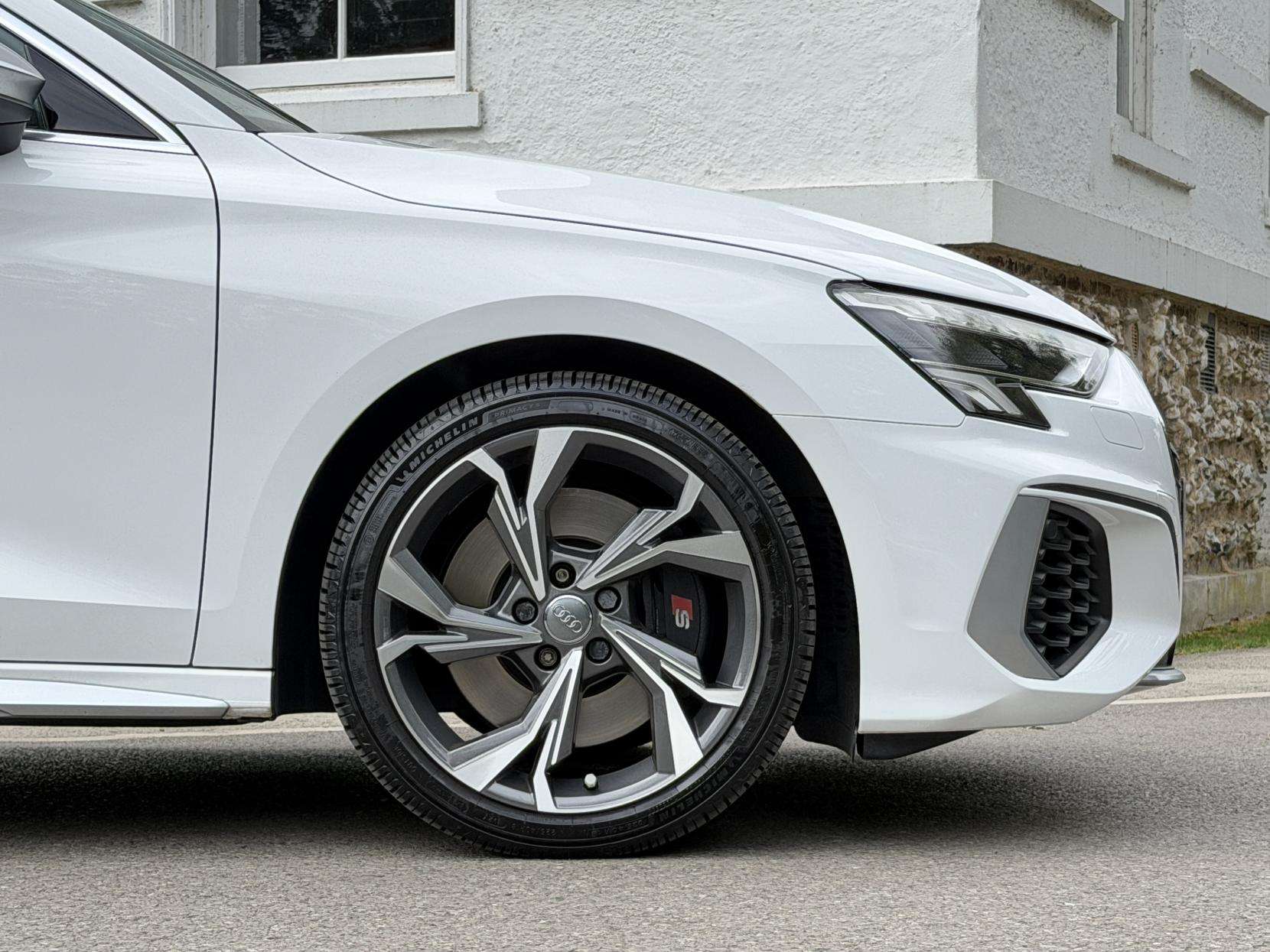 2021 AUDI S3 2021 AUDI S3