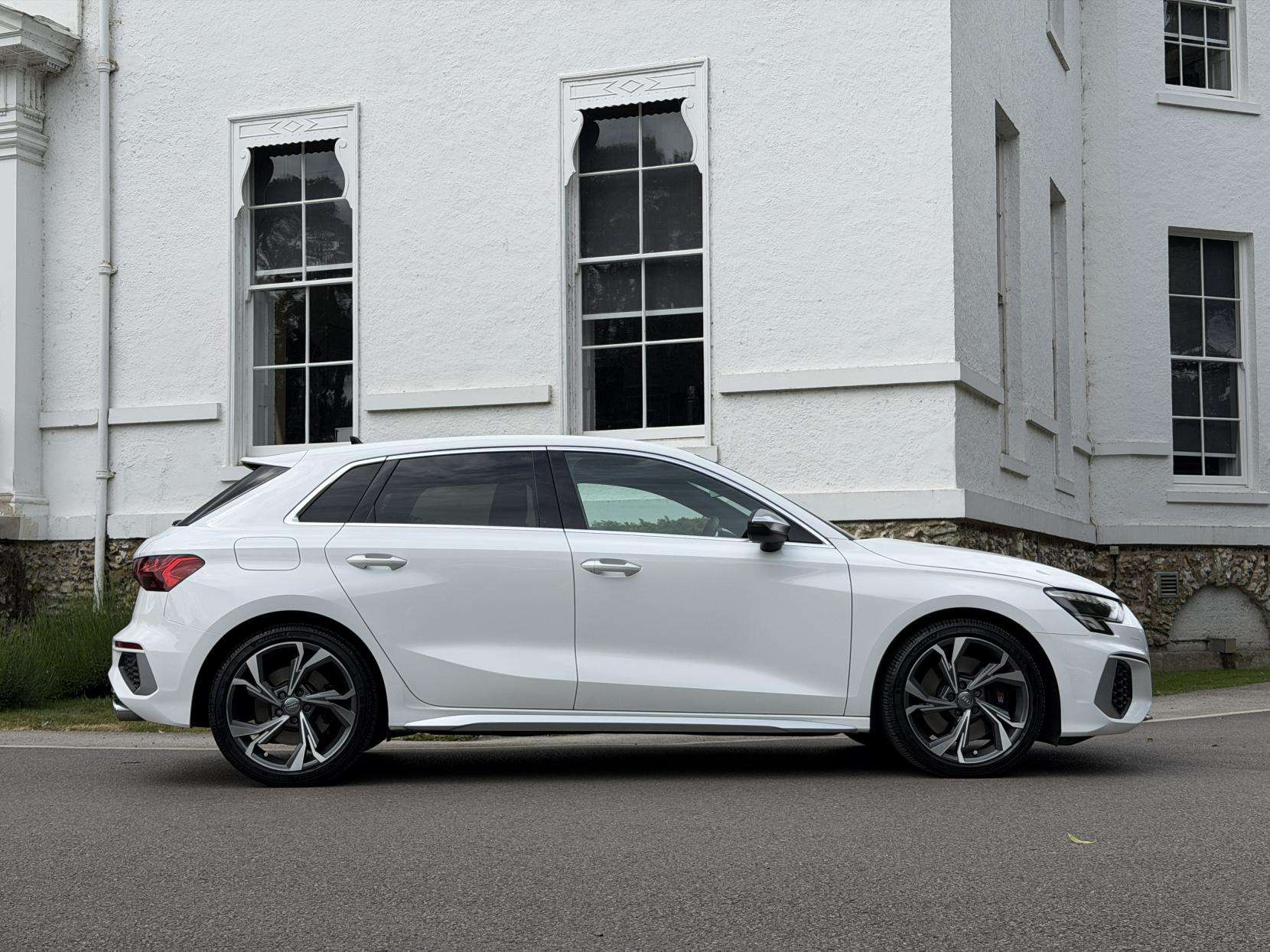 2021 AUDI S3 2021 AUDI S3