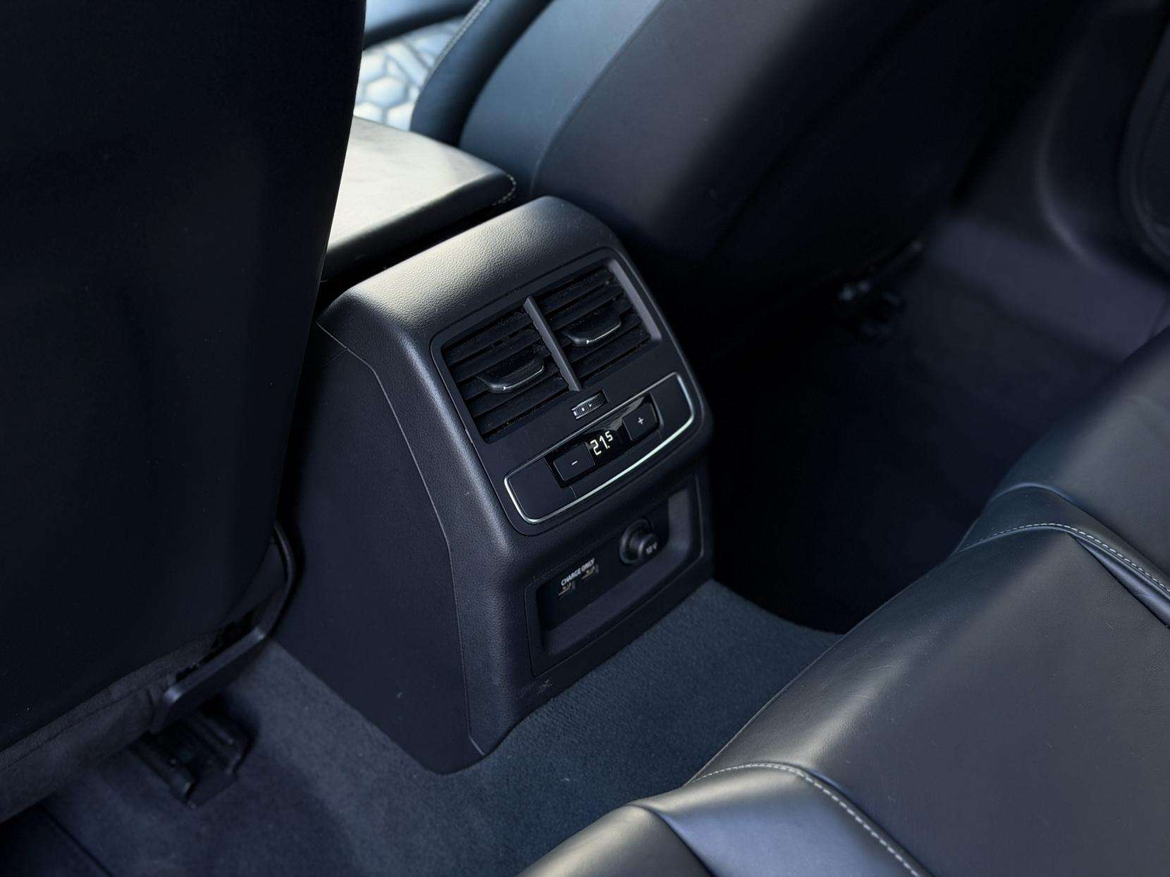 2021 AUDI RS5 2021 AUDI RS5