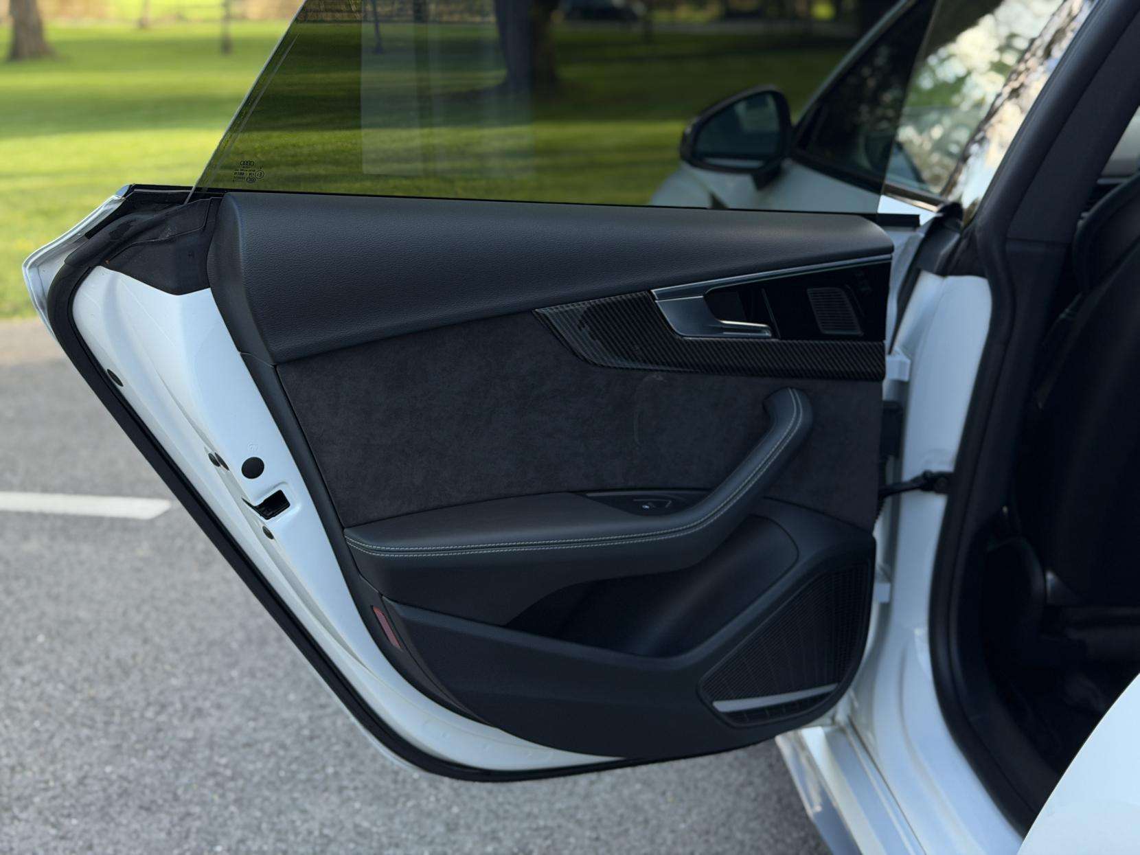 2021 AUDI RS5 2021 AUDI RS5