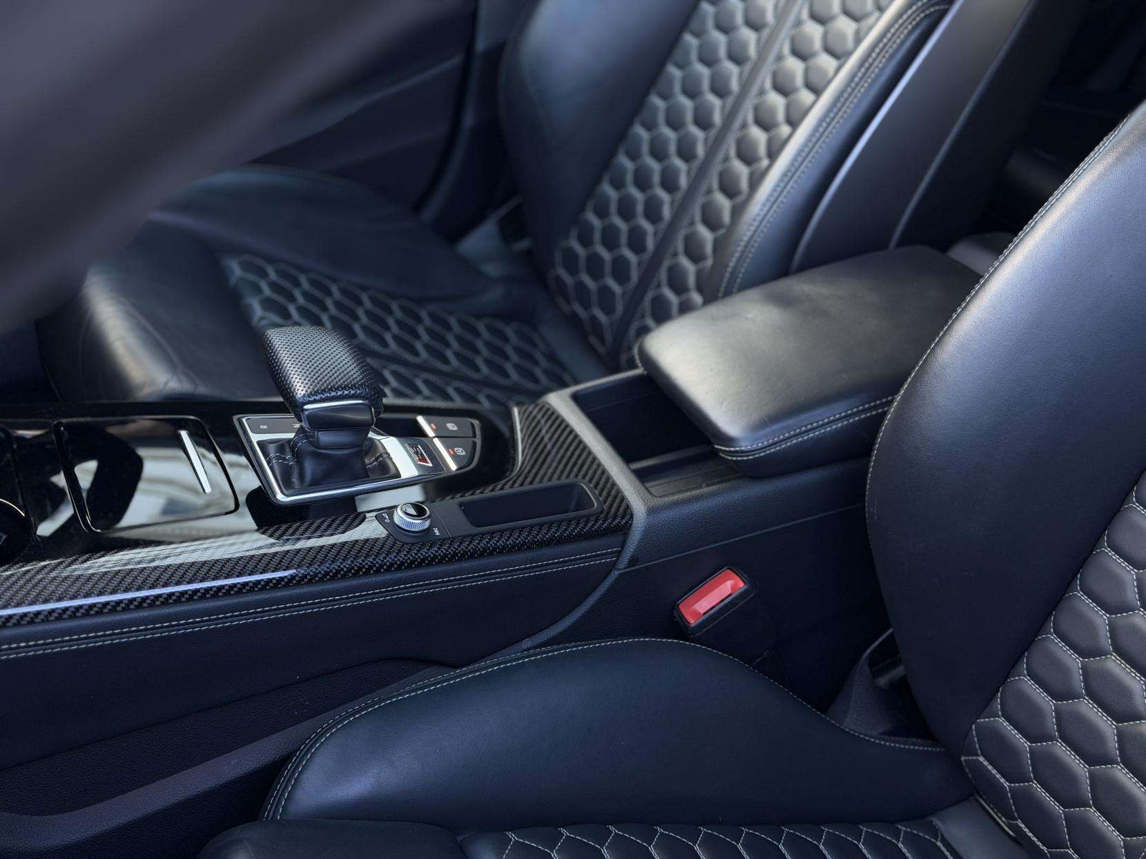 2021 AUDI RS5 2021 AUDI RS5