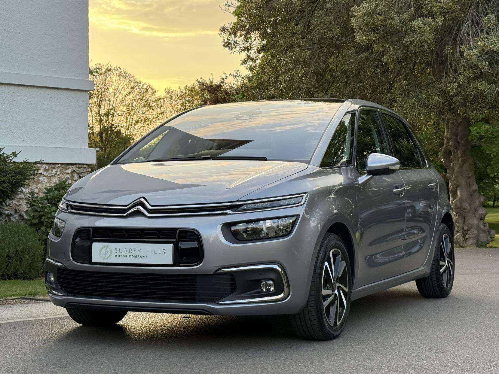 A 2019 CITROEN C4 SPACETOURER 1.2 PureTech Flair MPV 5dr Petrol Manual Euro 6 (s/s) (130 ps) A 2019 CITROEN C4 SPACETOURER 1.2 PureTech Flair MPV 5dr Petrol Manual Euro 6 (s/s) (130 ps)