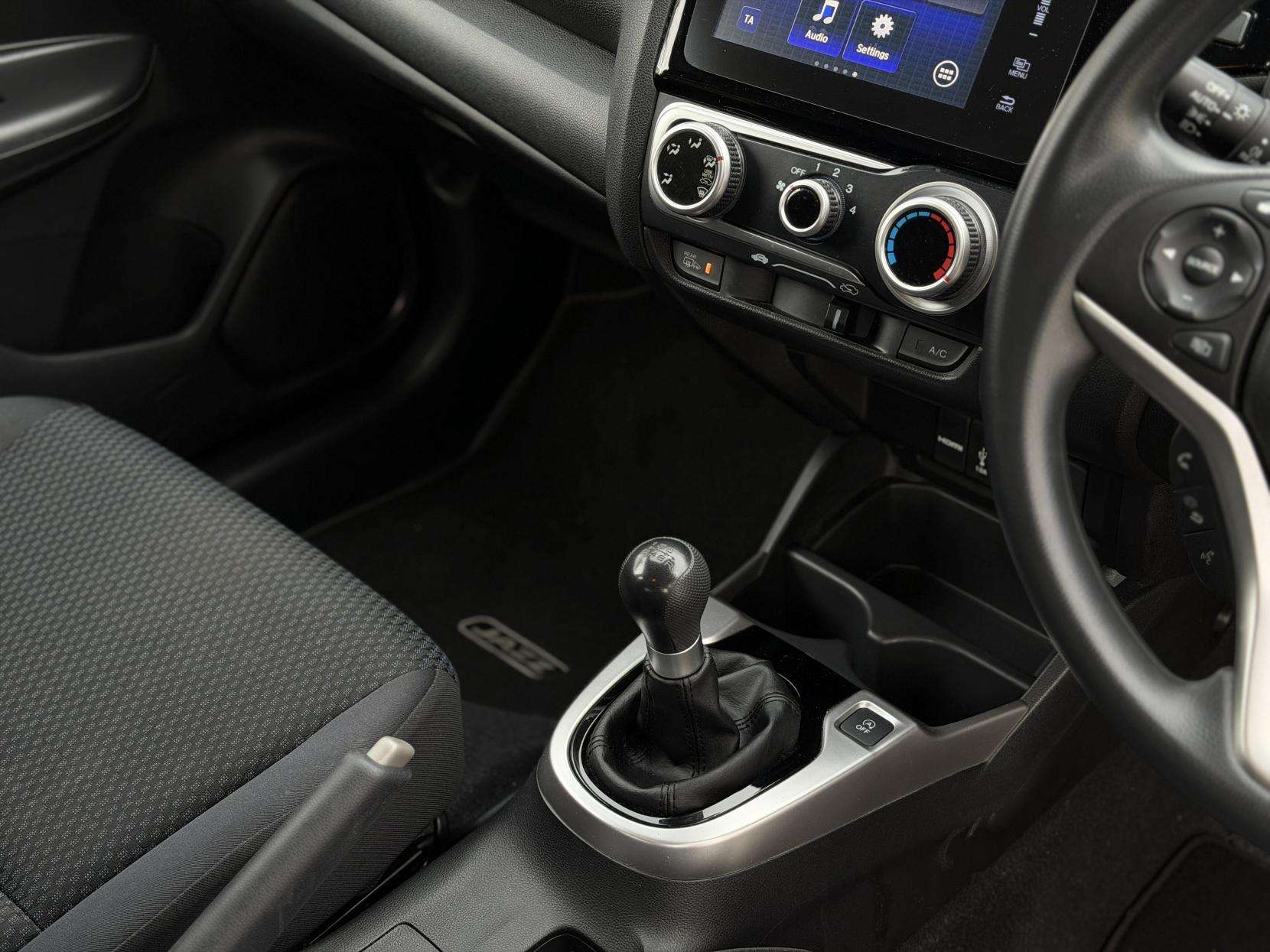 2018 HONDA JAZZ 2018 HONDA JAZZ