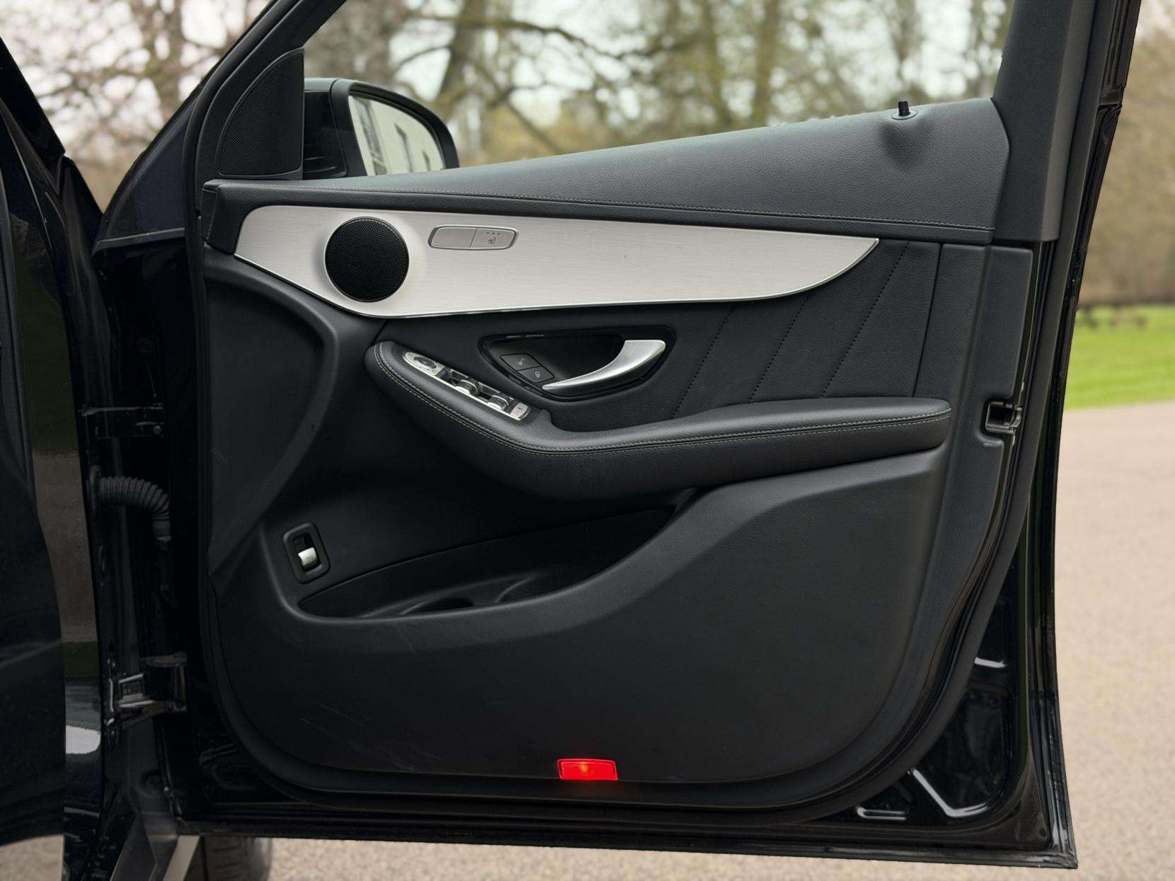 2023 MERCEDES-BENZ GLC 2023 MERCEDES-BENZ GLC