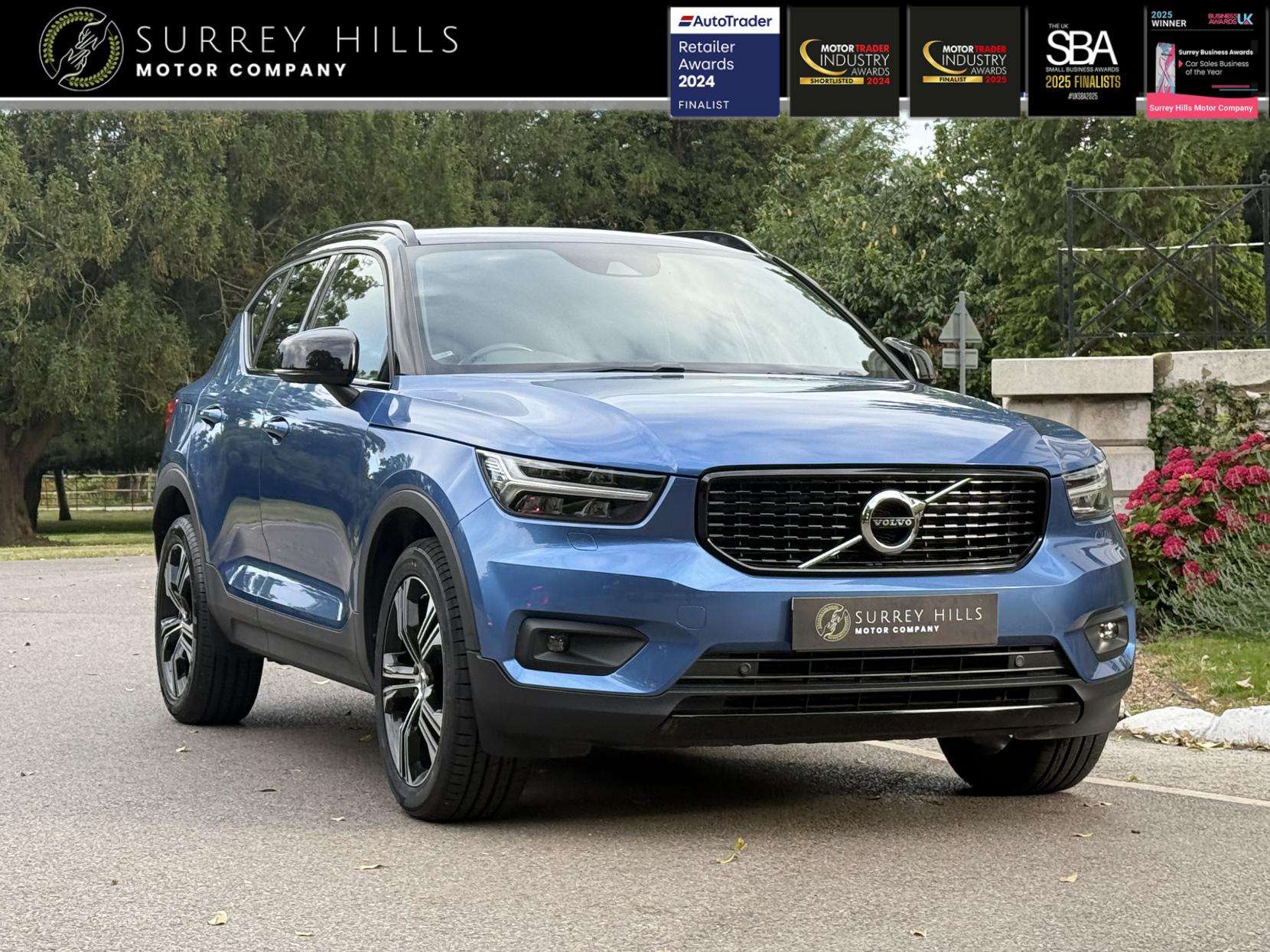 A 2019 VOLVO XC40 1.5 T3 R-Design SUV 5dr Petrol Manual Euro 6 (s/s) (156 ps) A 2019 VOLVO XC40 1.5 T3 R-Design SUV 5dr Petrol Manual Euro 6 (s/s) (156 ps)