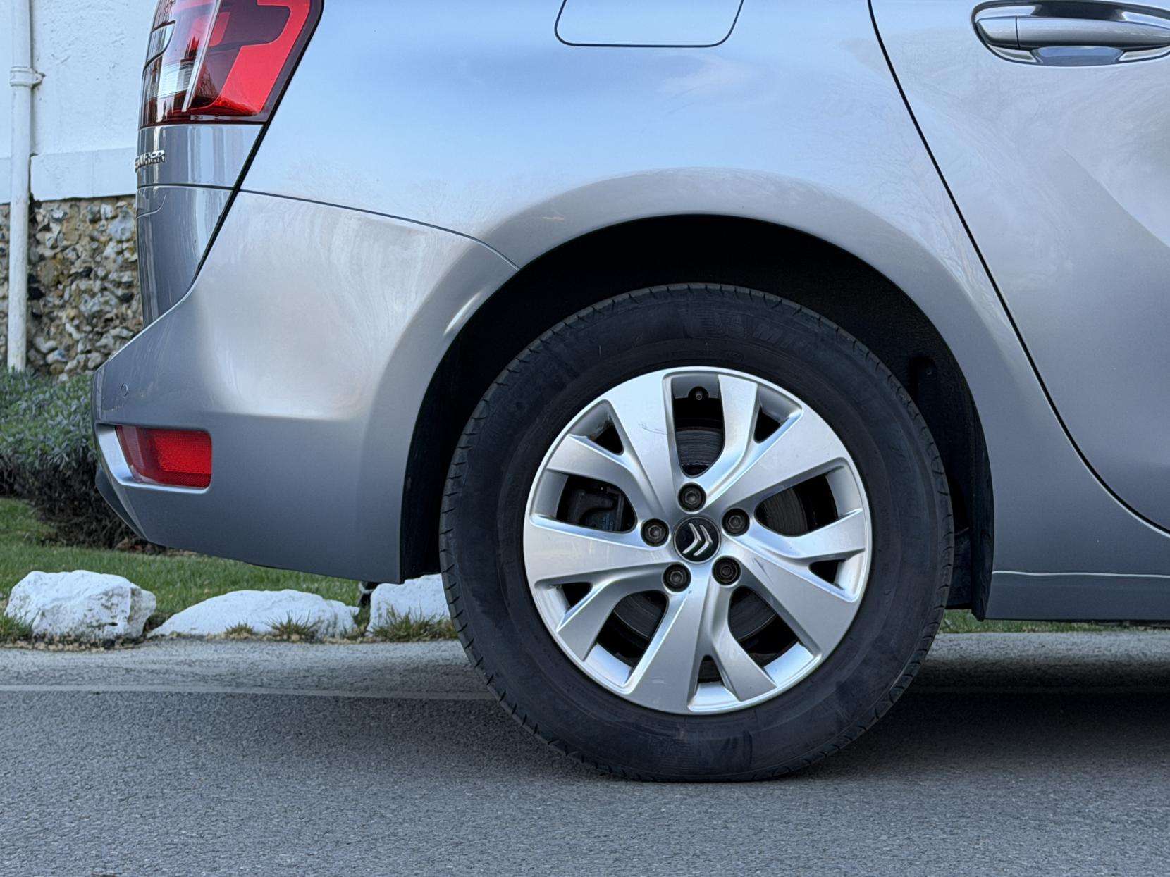 2021 CITROEN GRAND C4 SPACETOURER 2021 CITROEN GRAND C4 SPACETOURER