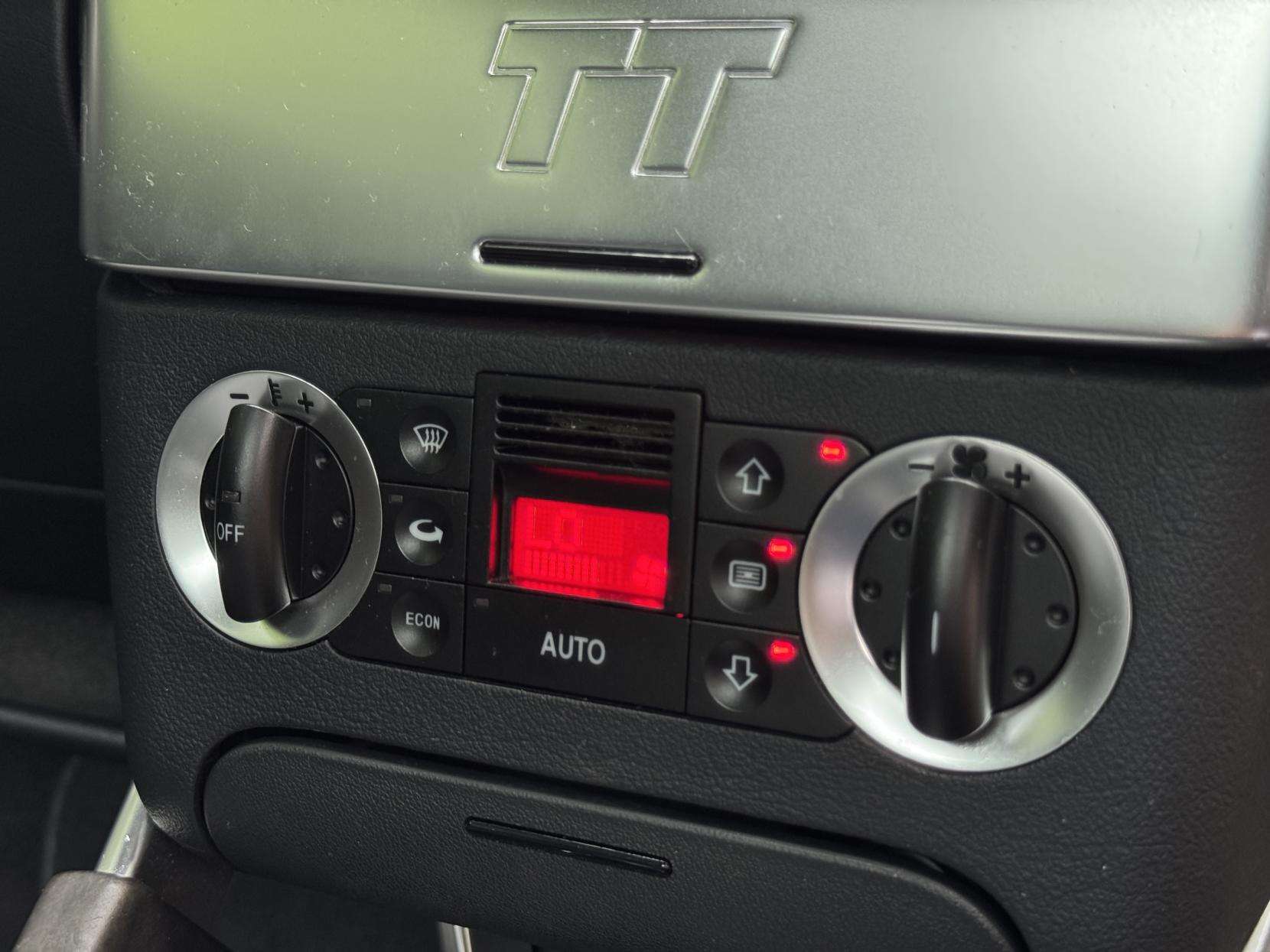 2005 AUDI TT 2005 AUDI TT