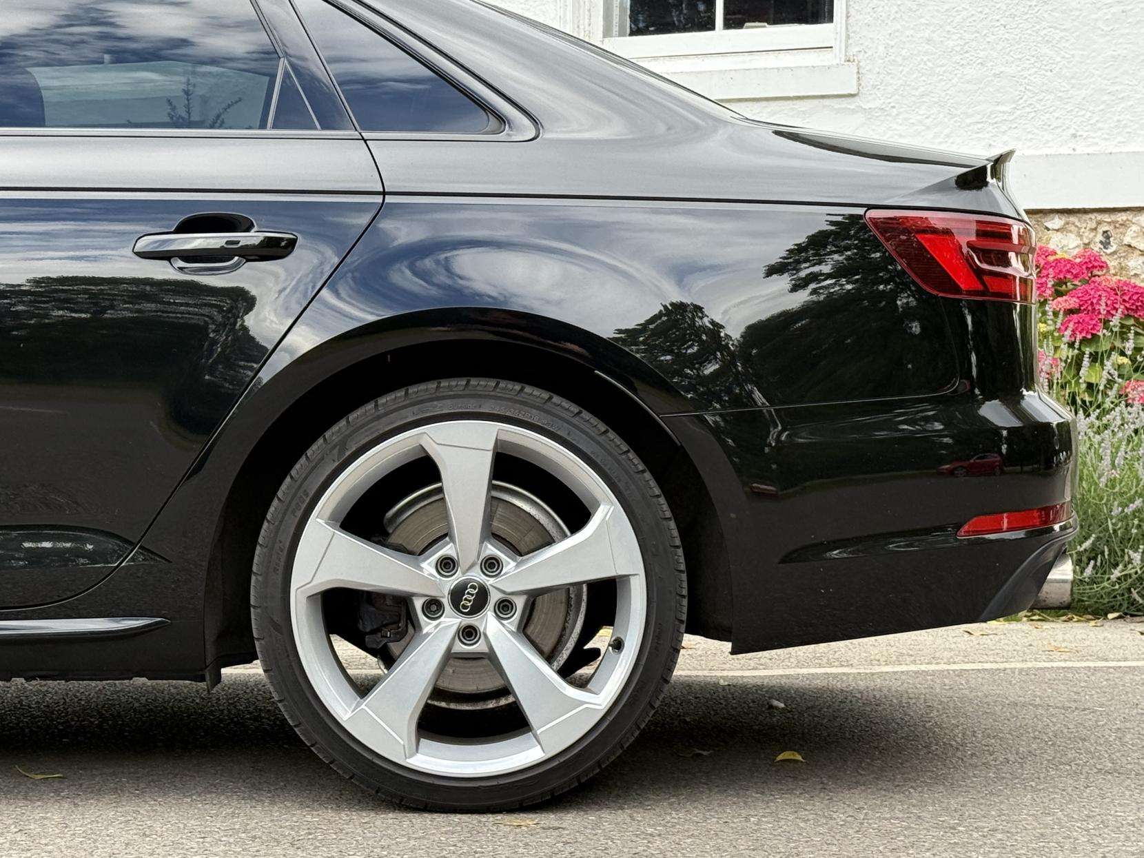 2017 AUDI A4 2017 AUDI A4