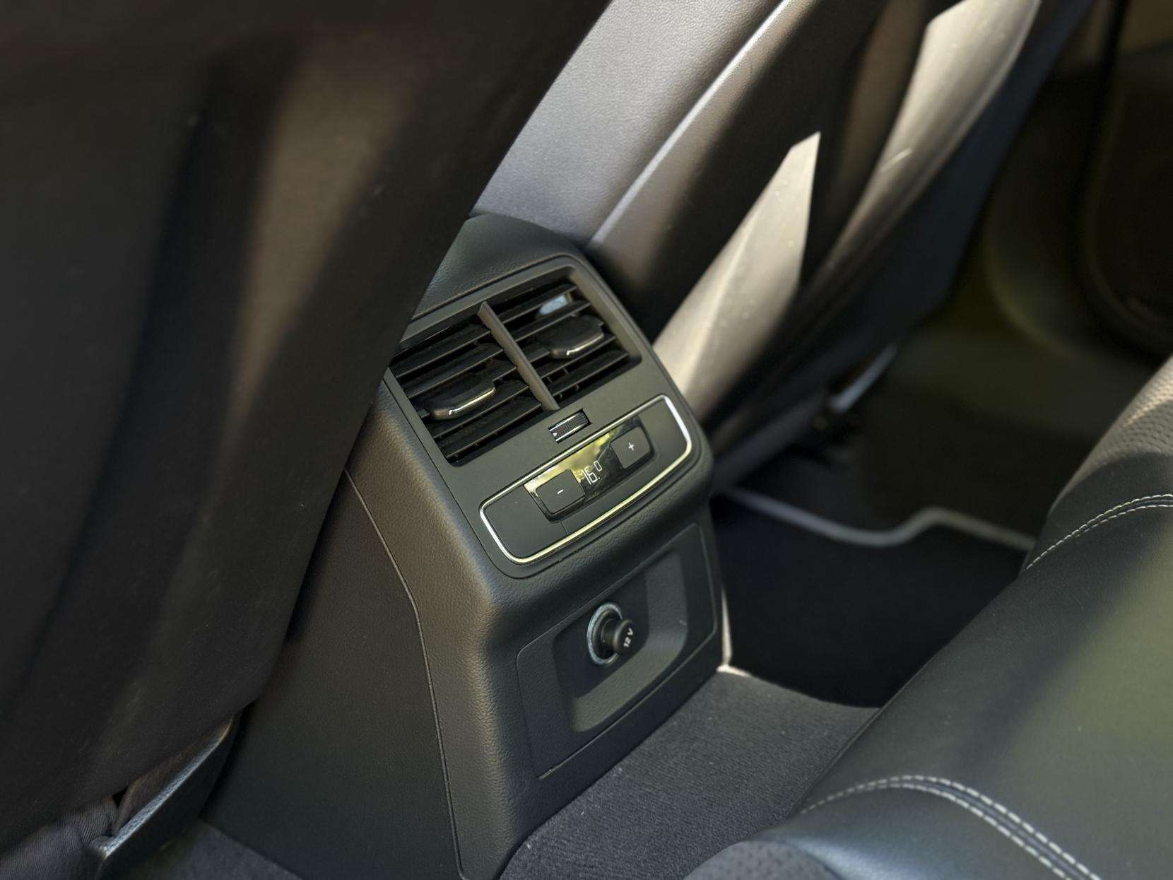 2017 AUDI A4 2017 AUDI A4
