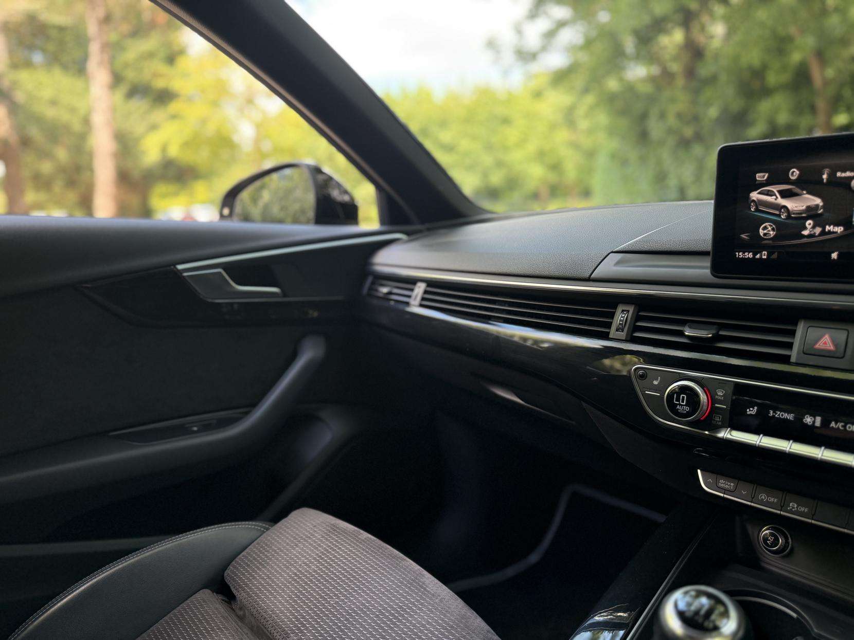 2017 AUDI A4 2017 AUDI A4