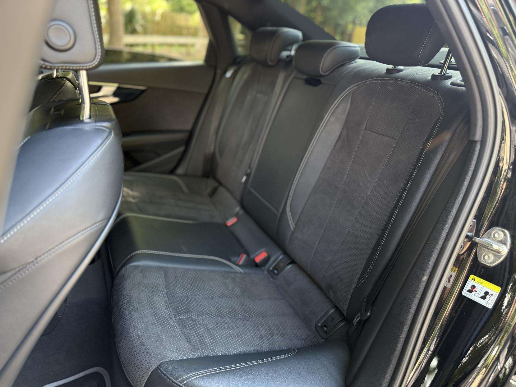 2017 AUDI A4 2017 AUDI A4