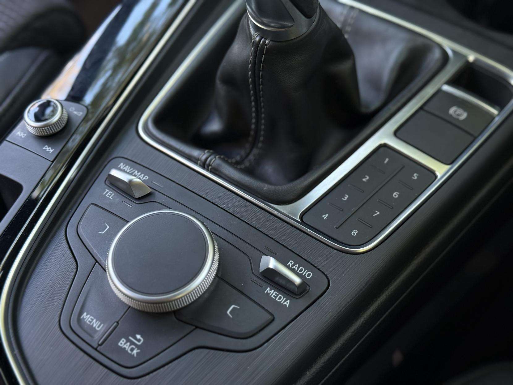 2017 AUDI A4 2017 AUDI A4