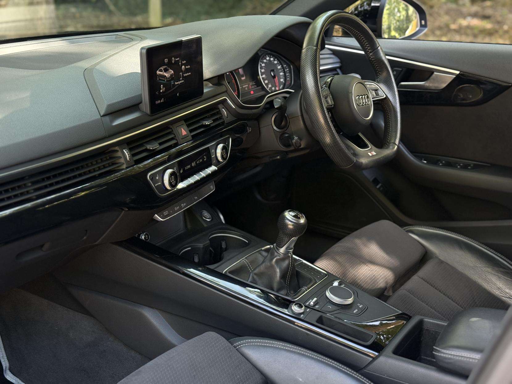 2017 AUDI A4 2017 AUDI A4