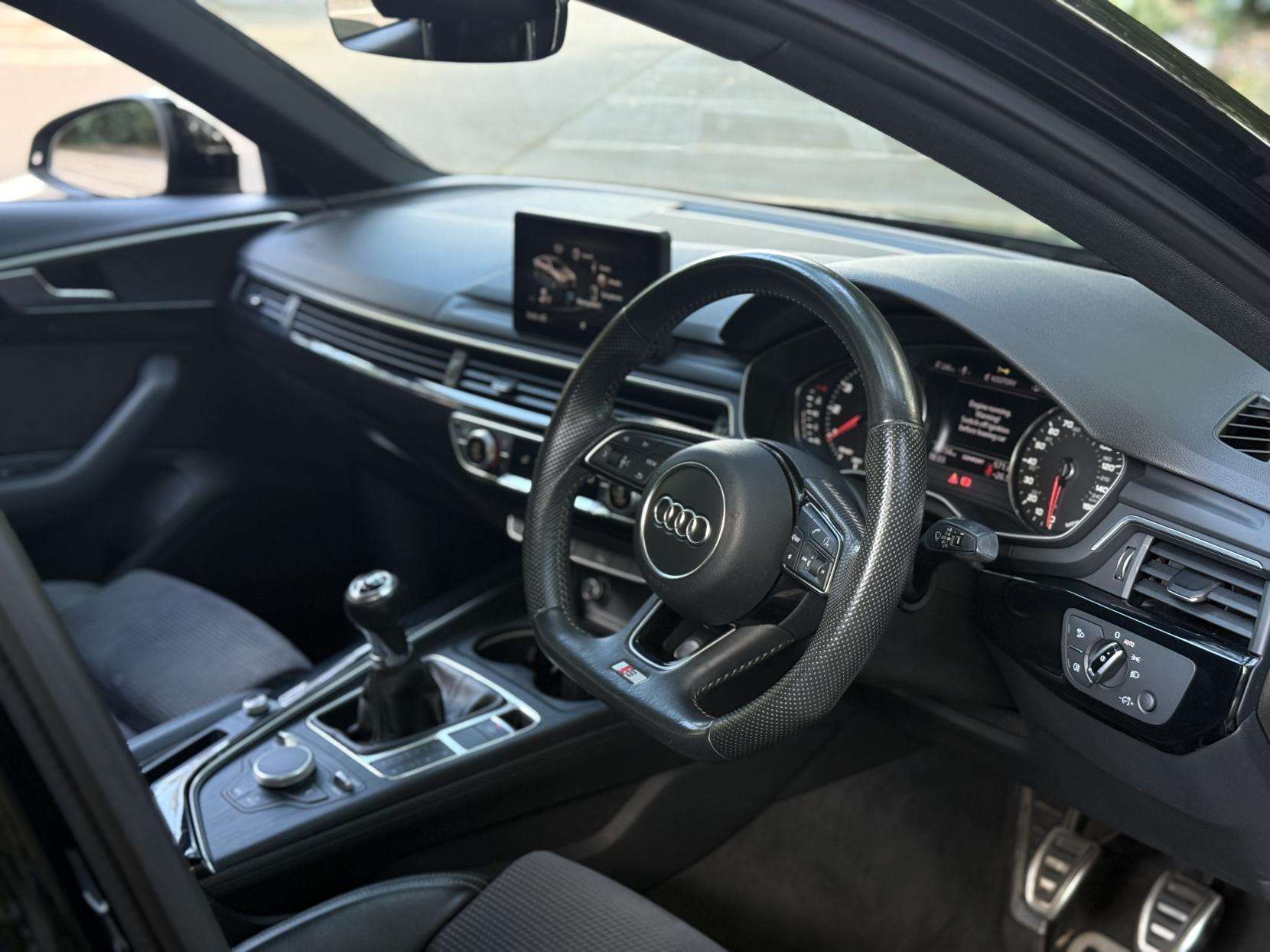 2017 AUDI A4 2017 AUDI A4