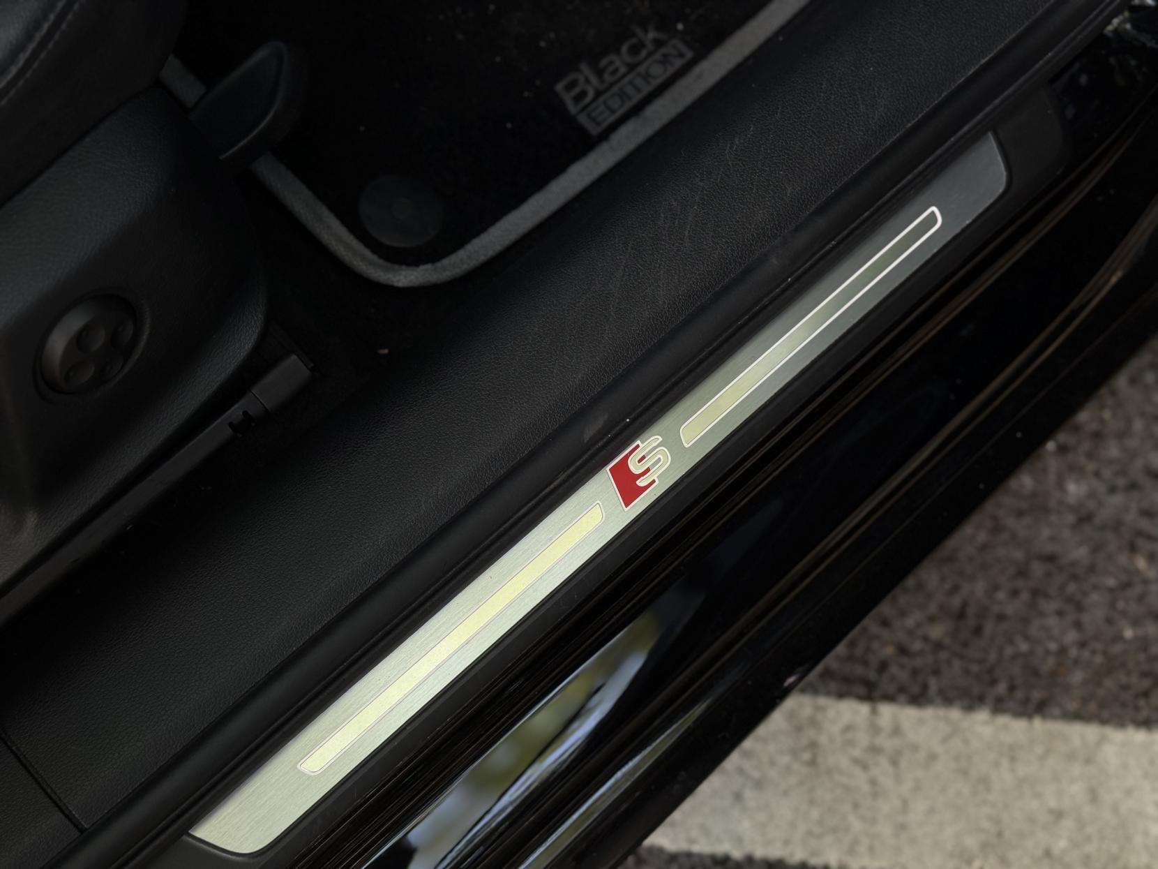 2017 AUDI A4 2017 AUDI A4