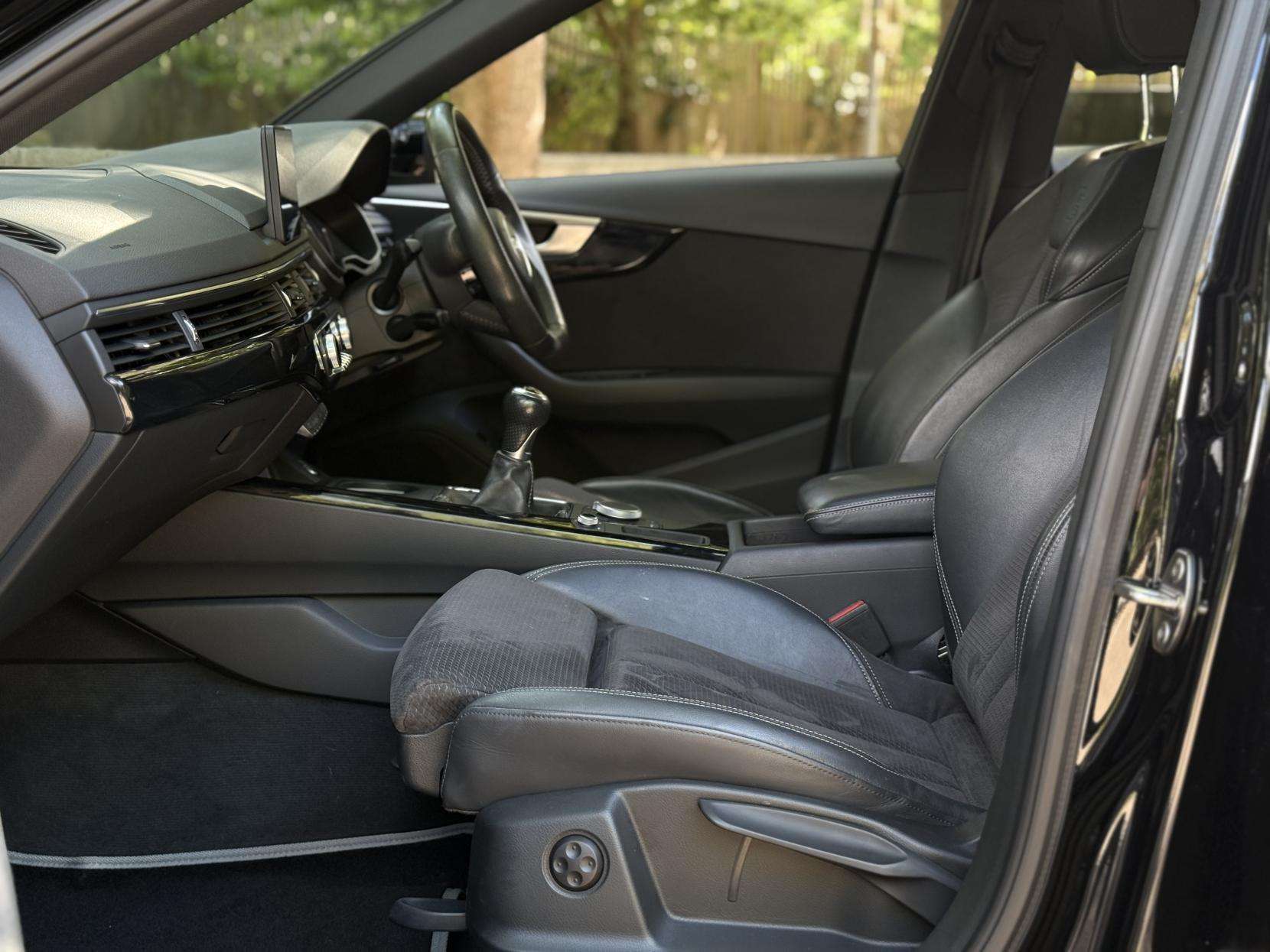 2017 AUDI A4 2017 AUDI A4