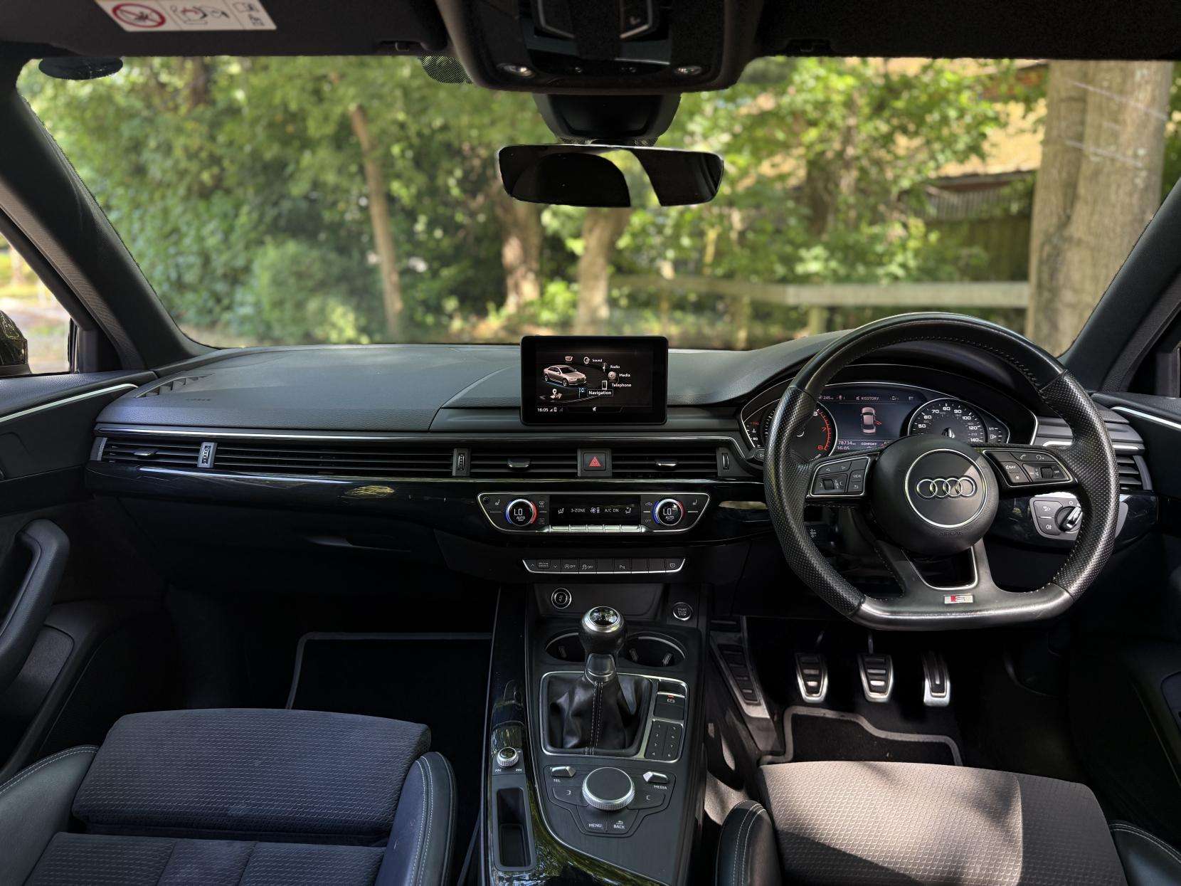 2017 AUDI A4 2017 AUDI A4