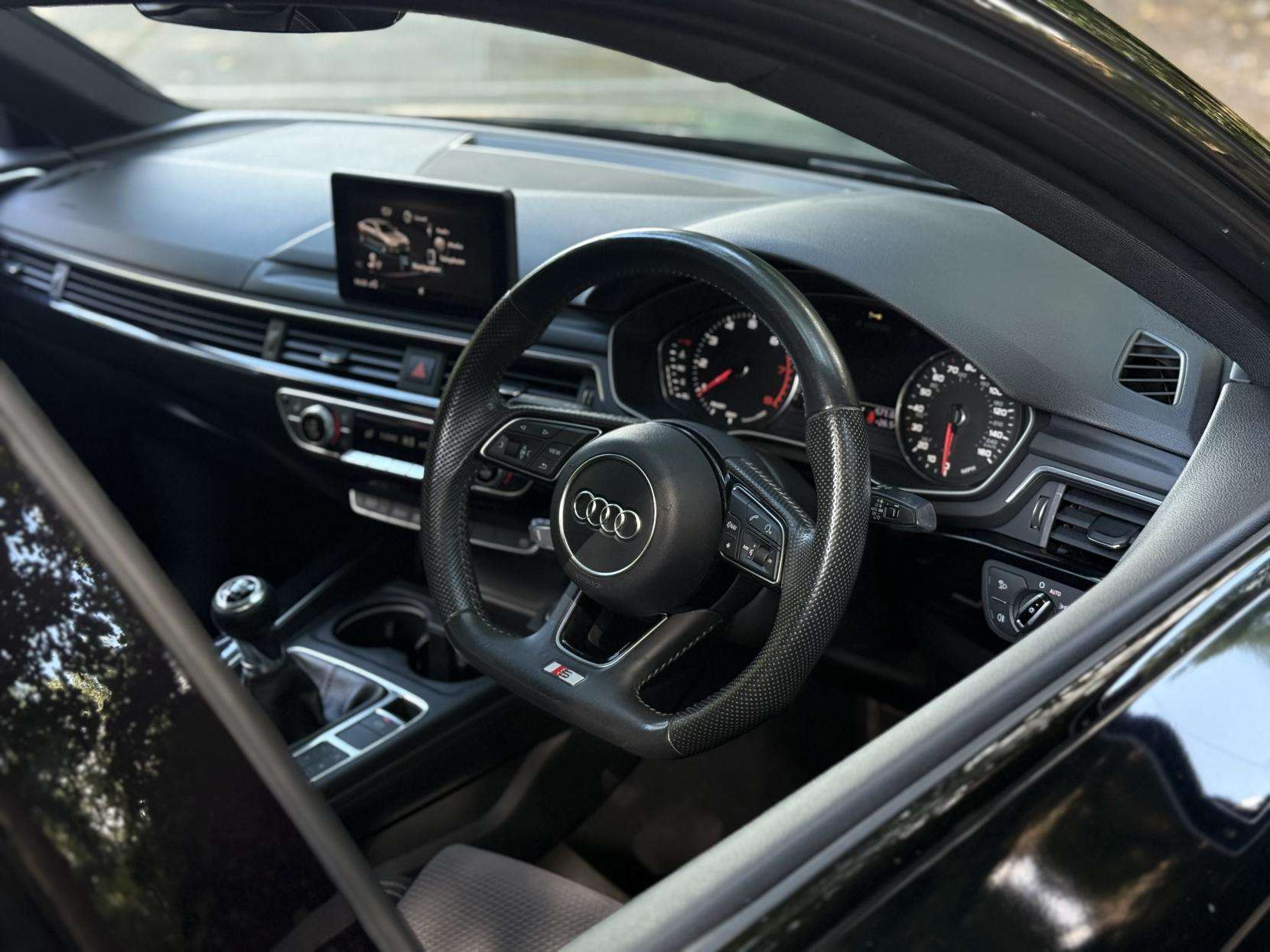 2017 AUDI A4 2017 AUDI A4