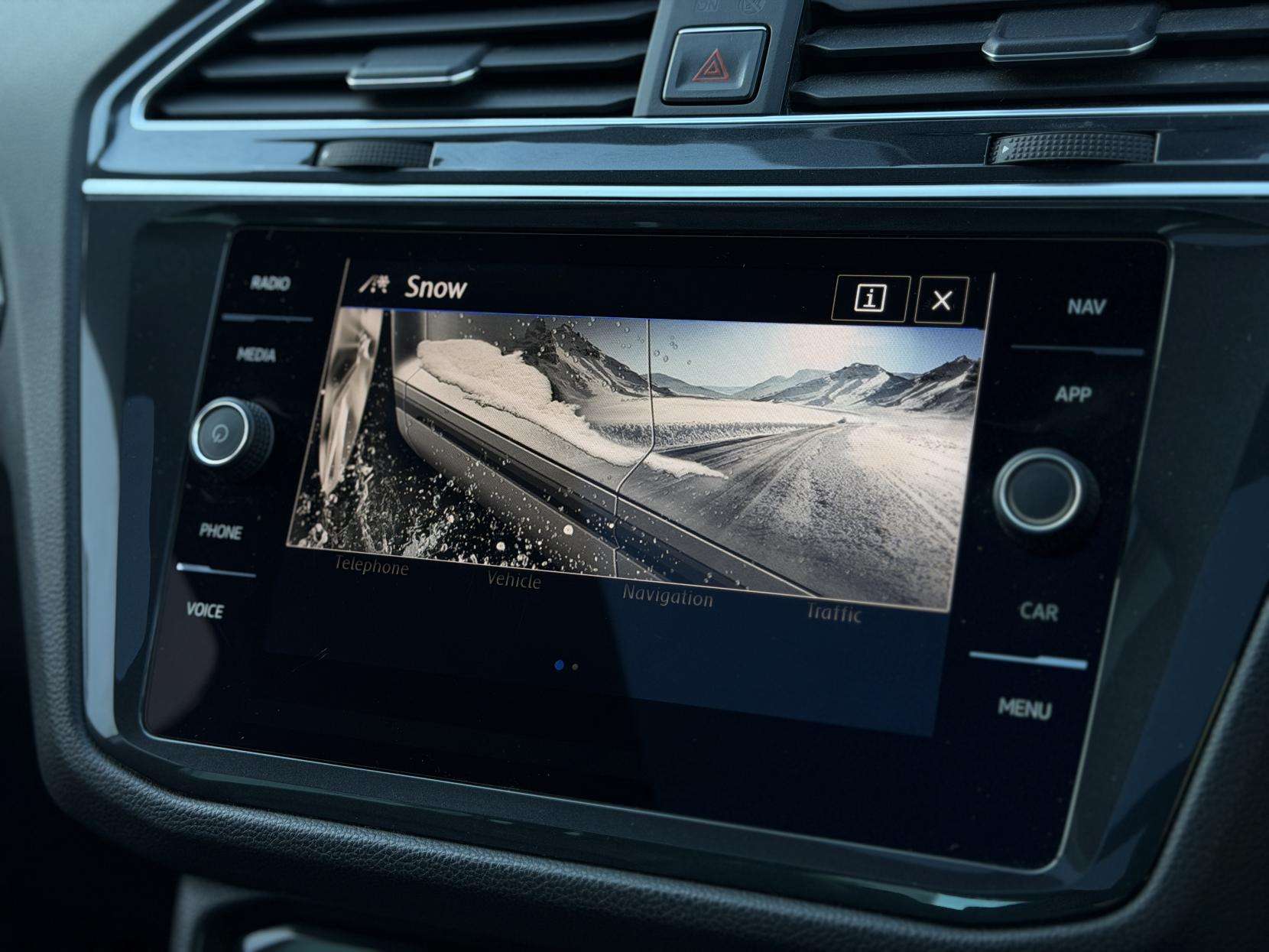 2018 VOLKSWAGEN TIGUAN 2018 VOLKSWAGEN TIGUAN