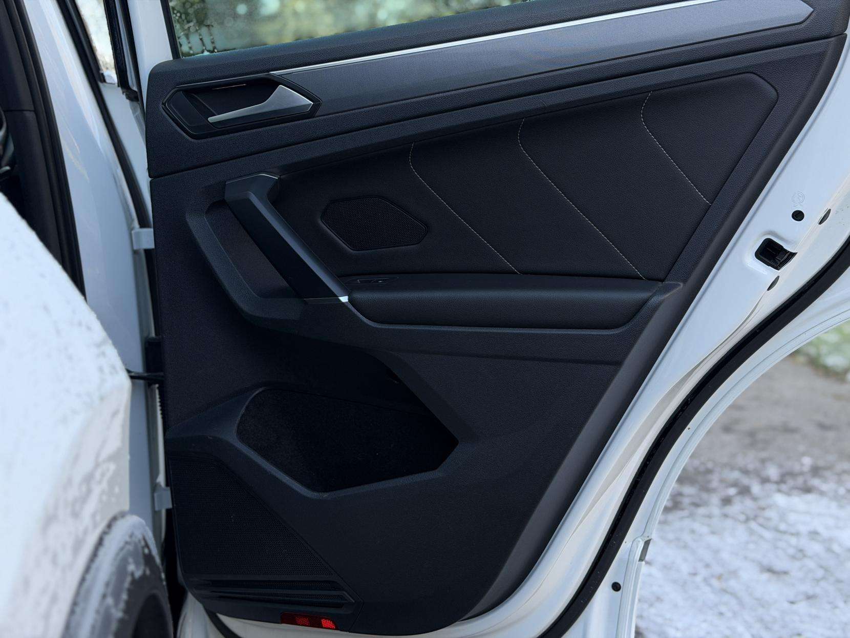 2018 VOLKSWAGEN TIGUAN 2018 VOLKSWAGEN TIGUAN