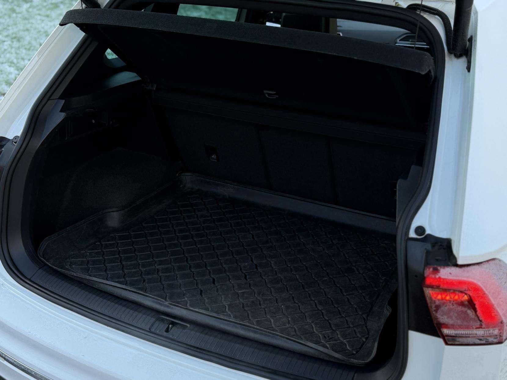 2018 VOLKSWAGEN TIGUAN 2018 VOLKSWAGEN TIGUAN