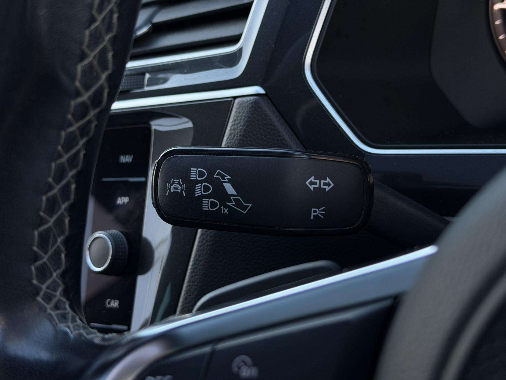 2018 VOLKSWAGEN TIGUAN 2018 VOLKSWAGEN TIGUAN