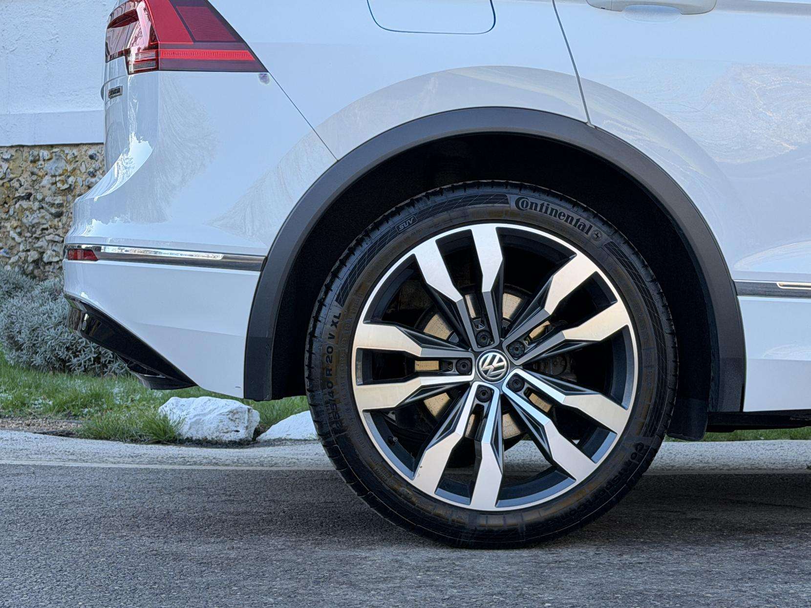 2018 VOLKSWAGEN TIGUAN 2018 VOLKSWAGEN TIGUAN