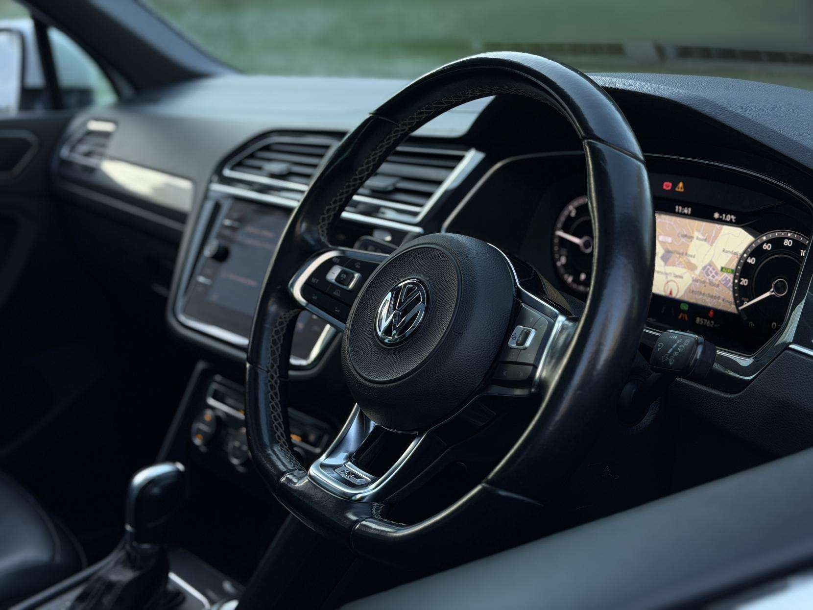 2018 VOLKSWAGEN TIGUAN 2018 VOLKSWAGEN TIGUAN