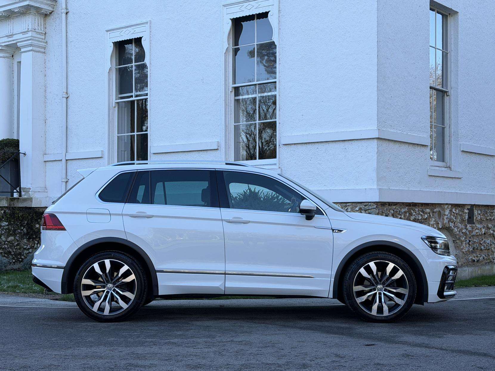 2018 VOLKSWAGEN TIGUAN 2018 VOLKSWAGEN TIGUAN