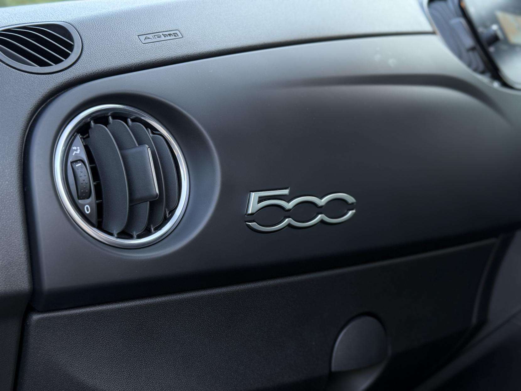 2024 ABARTH 695 2024 ABARTH 695