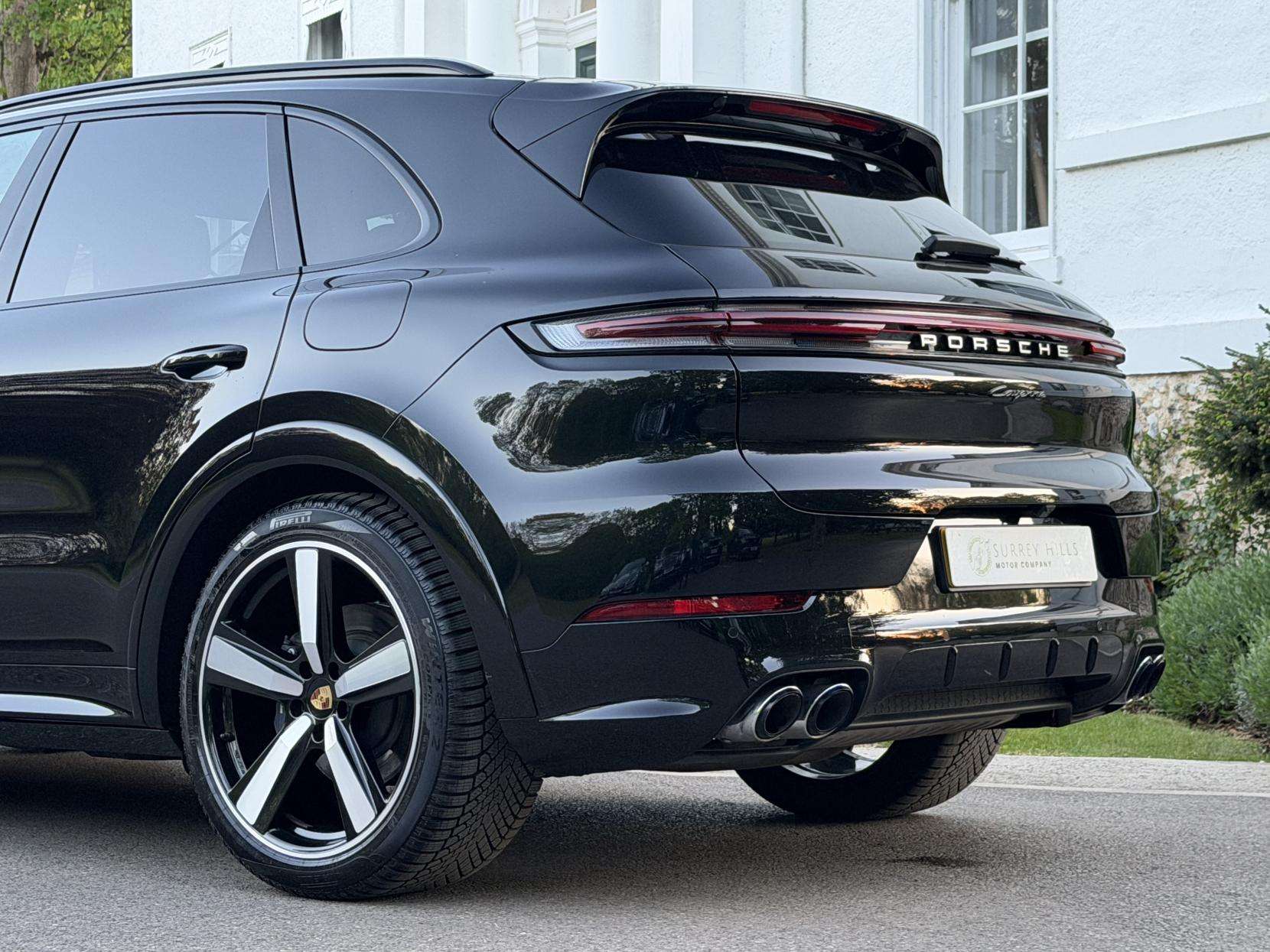 2024 PORSCHE CAYENNE 2024 PORSCHE CAYENNE