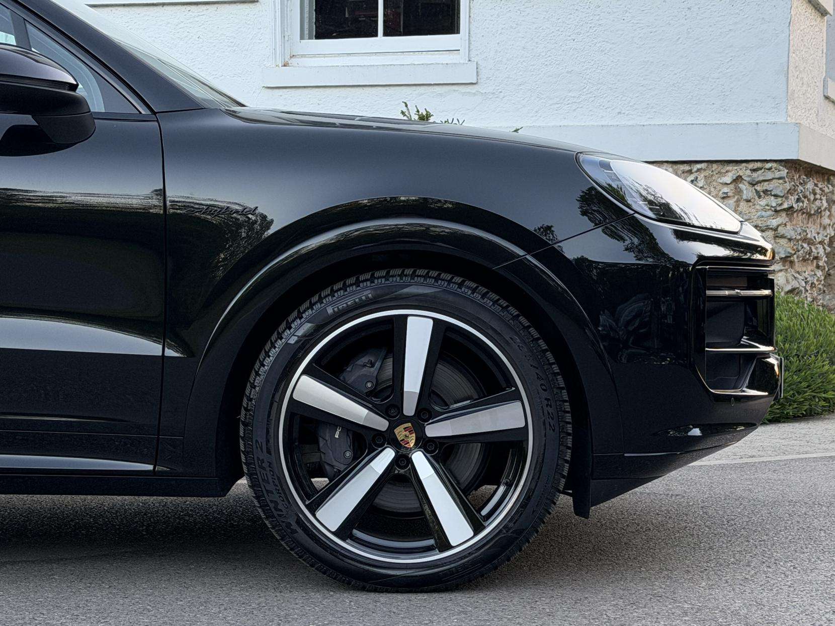 2024 PORSCHE CAYENNE 2024 PORSCHE CAYENNE