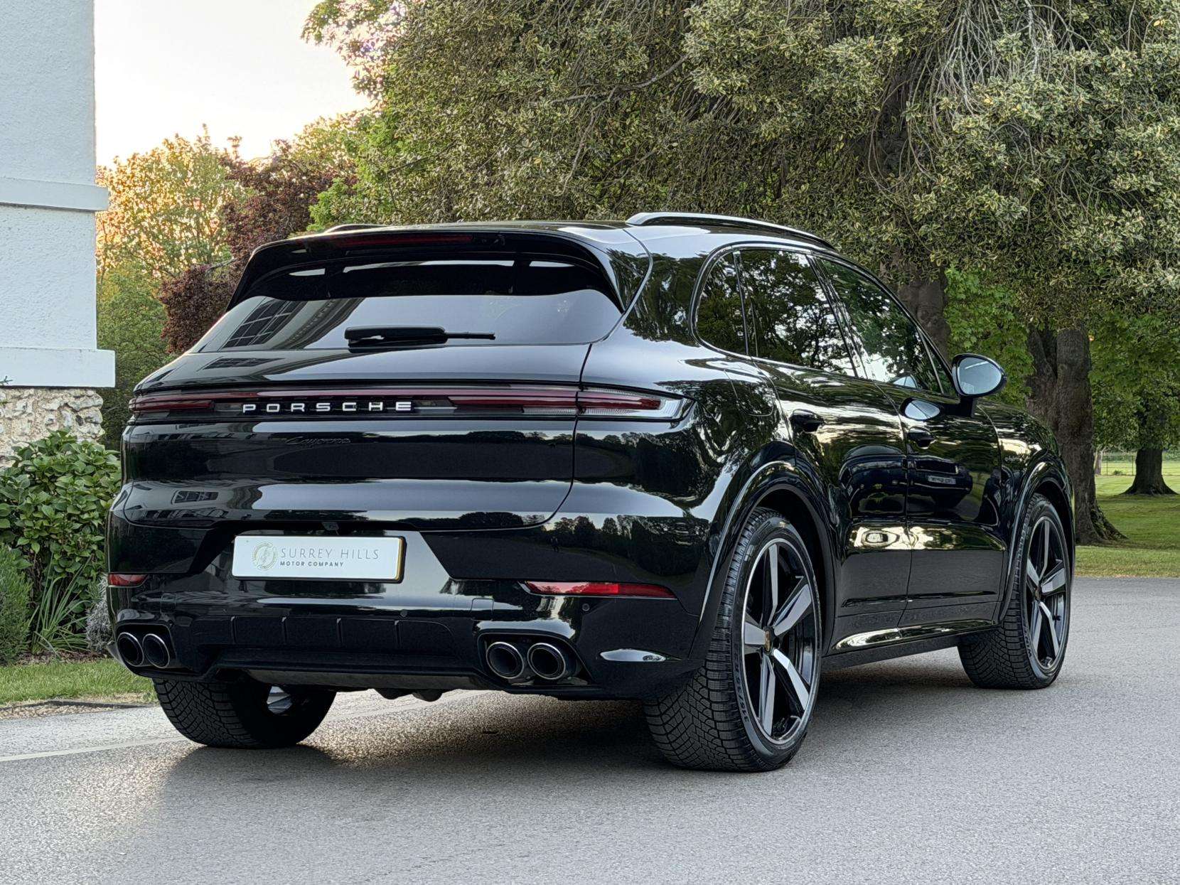 2024 PORSCHE CAYENNE 2024 PORSCHE CAYENNE