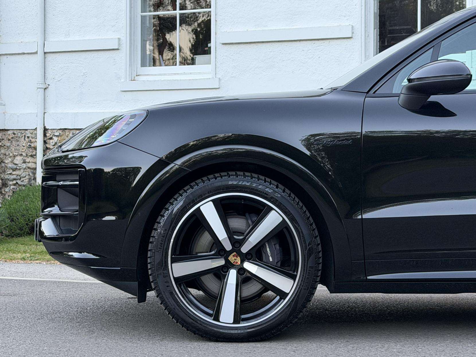 2024 PORSCHE CAYENNE 2024 PORSCHE CAYENNE