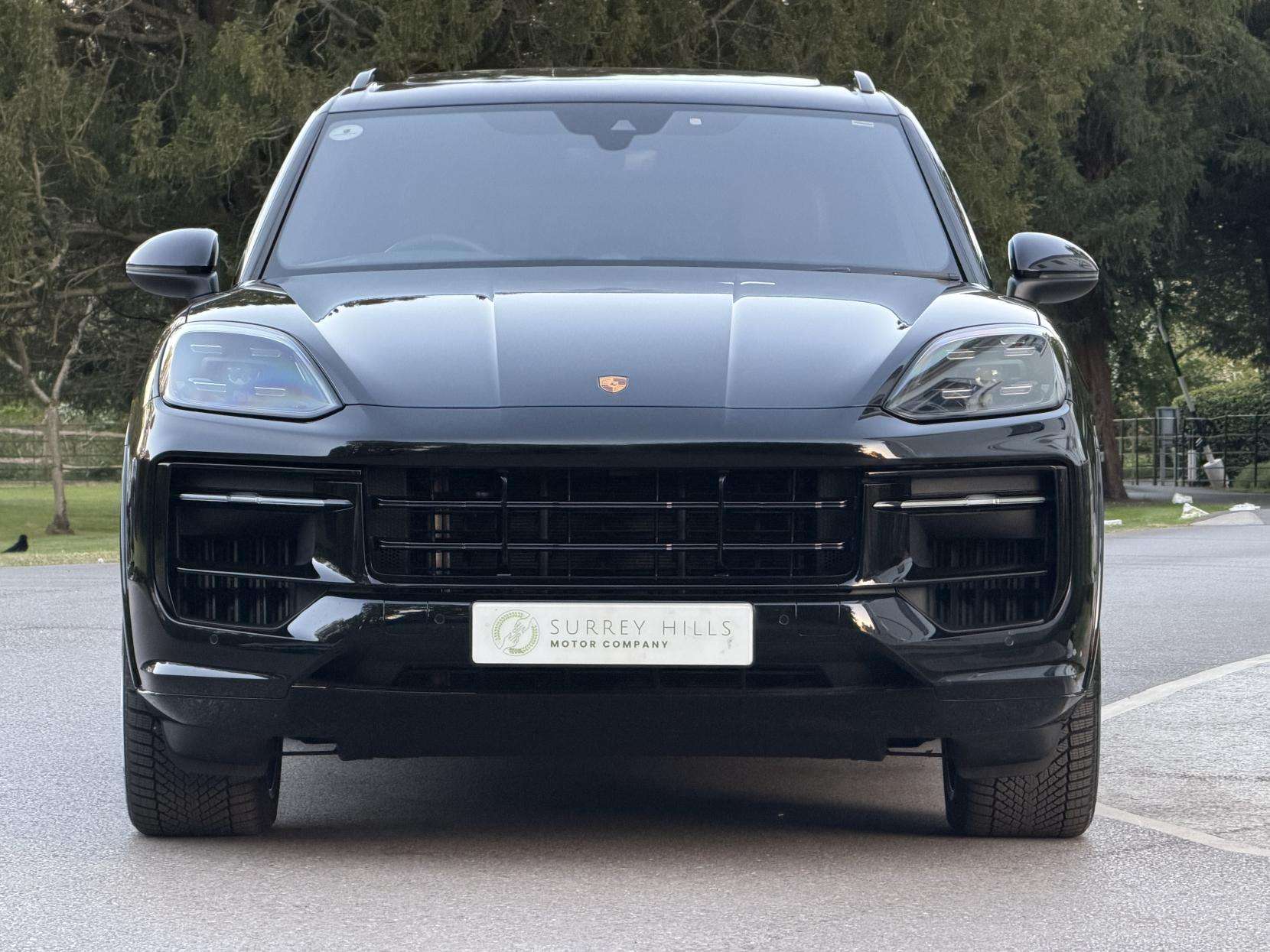 A 2024 PORSCHE CAYENNE 3.0 V6 E-Hybrid 25.9kWh SUV 5dr Petrol Plug-in Hybrid TiptronicS 4WD Euro 6 (s/s) (470 ps) A 2024 PORSCHE CAYENNE 3.0 V6 E-Hybrid 25.9kWh SUV 5dr Petrol Plug-in Hybrid TiptronicS 4WD Euro 6 (s/s) (470 ps)