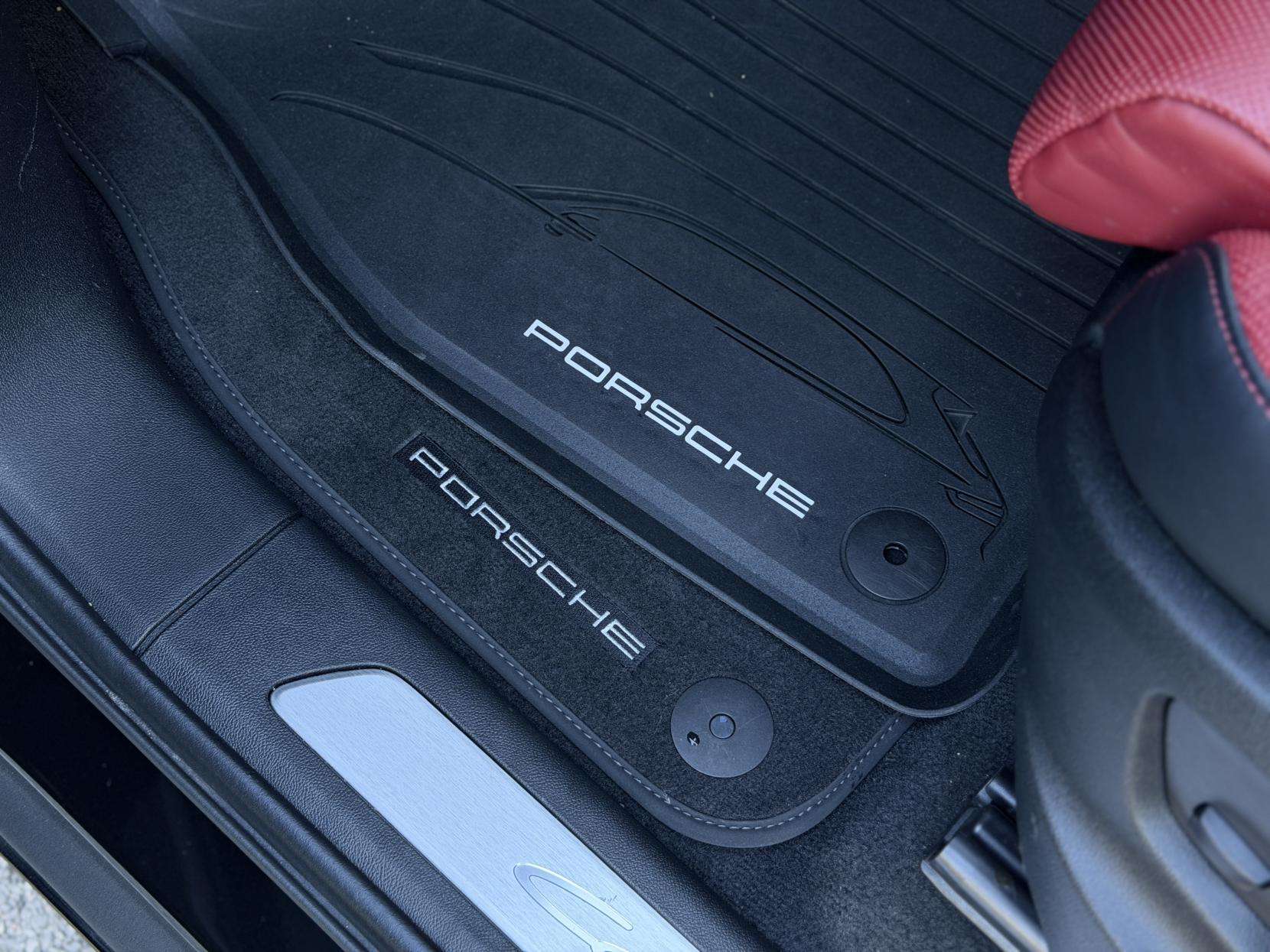 2024 PORSCHE CAYENNE 2024 PORSCHE CAYENNE