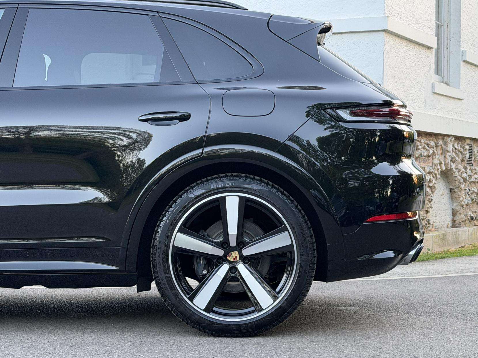 2024 PORSCHE CAYENNE 2024 PORSCHE CAYENNE