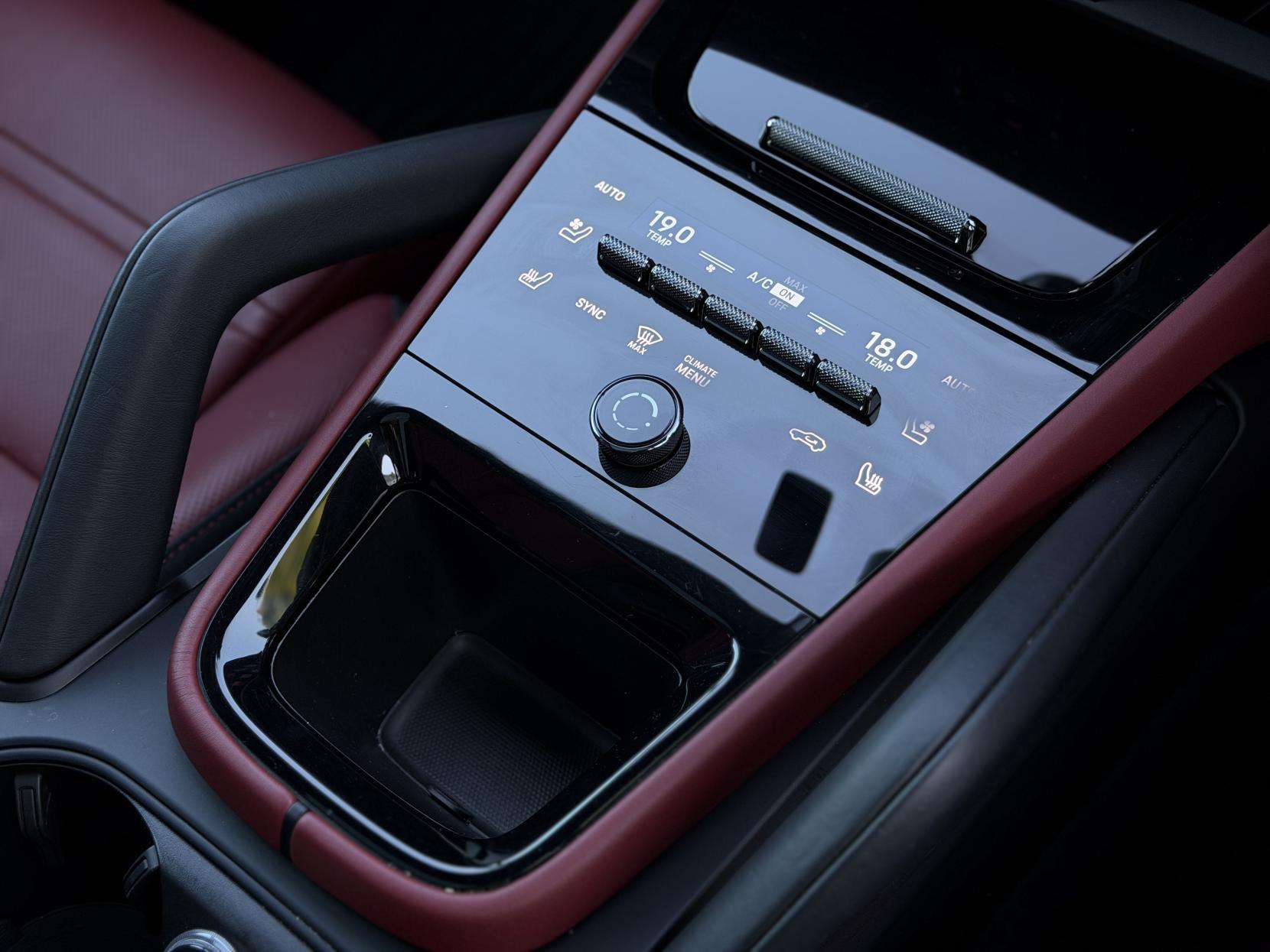 2024 PORSCHE CAYENNE 2024 PORSCHE CAYENNE