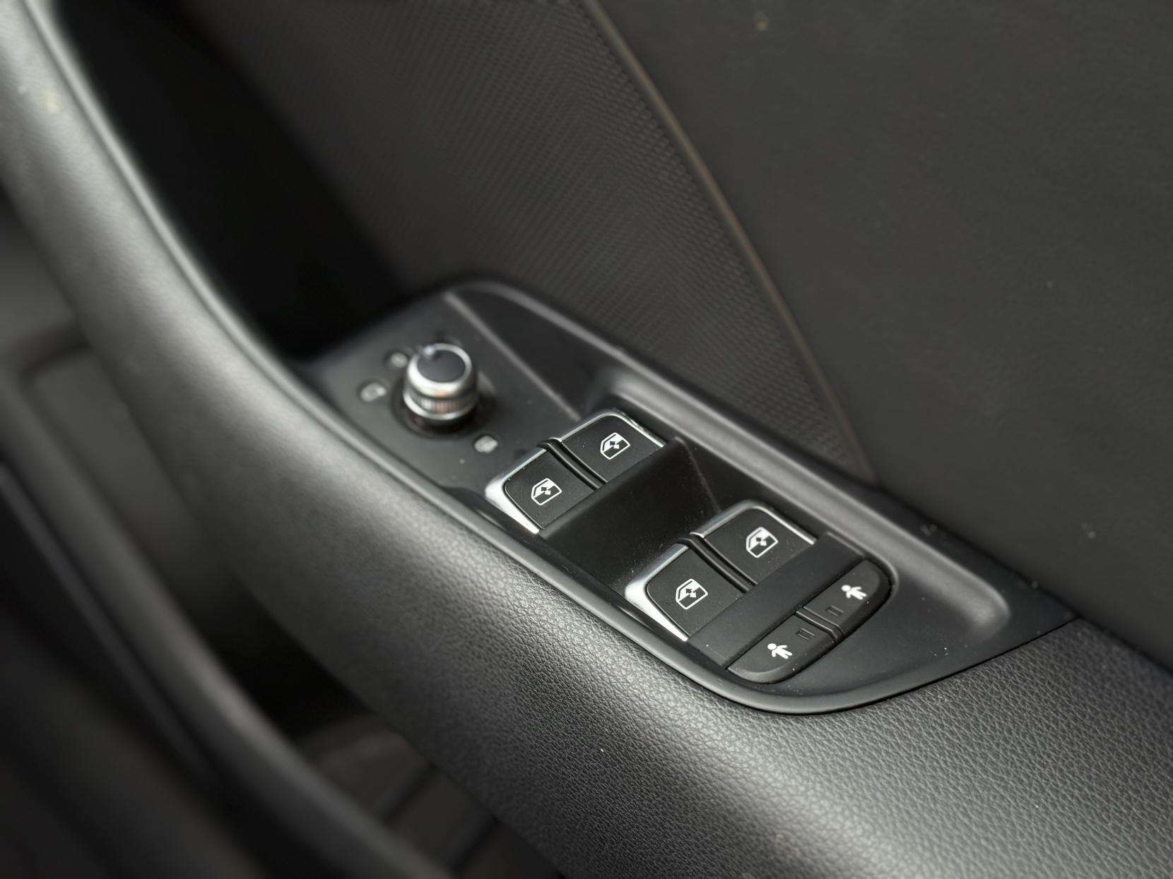 2017 AUDI A3 2017 AUDI A3