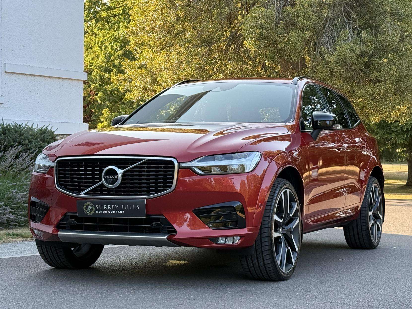 A 2020 VOLVO XC60 2.0 B6 MHEV R-Design Pro SUV 5dr Petrol Hybrid Auto AWD Euro 6 (s/s) (300 ps) A 2020 VOLVO XC60 2.0 B6 MHEV R-Design Pro SUV 5dr Petrol Hybrid Auto AWD Euro 6 (s/s) (300 ps)