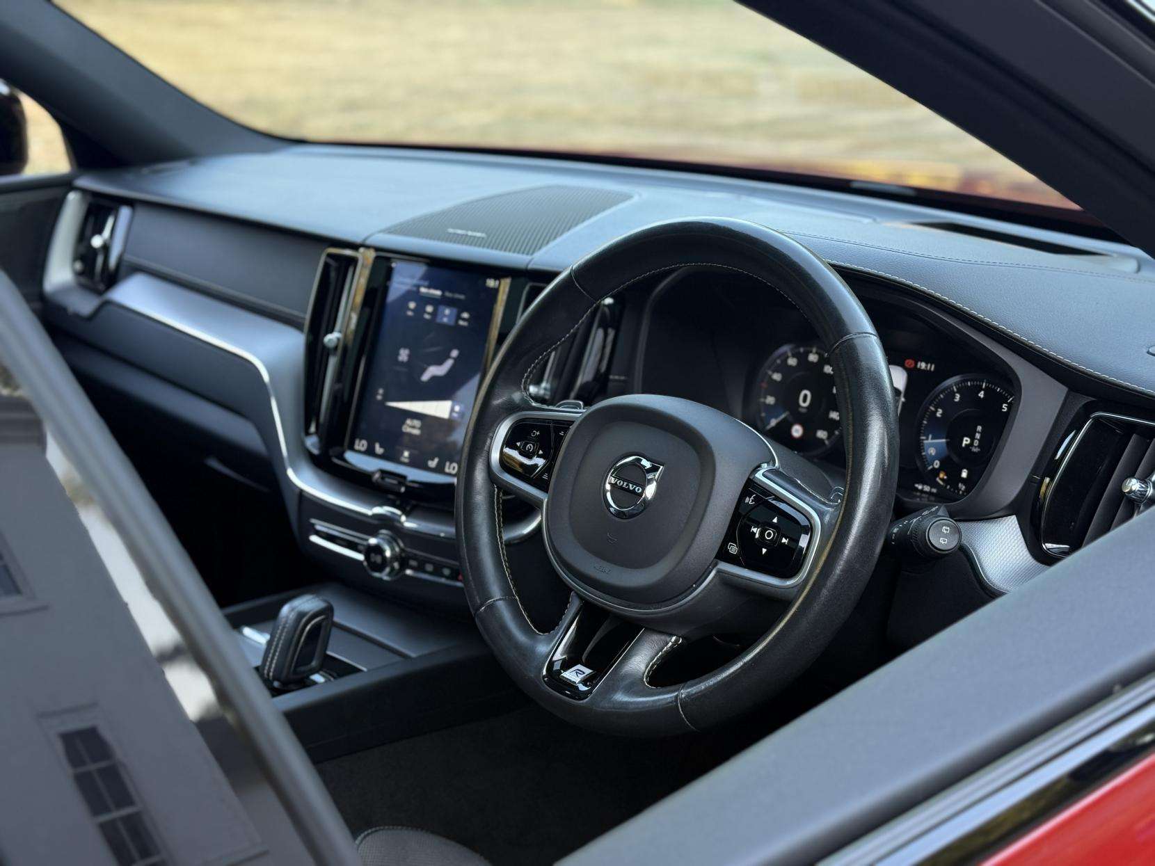 2020 VOLVO XC60 2020 VOLVO XC60