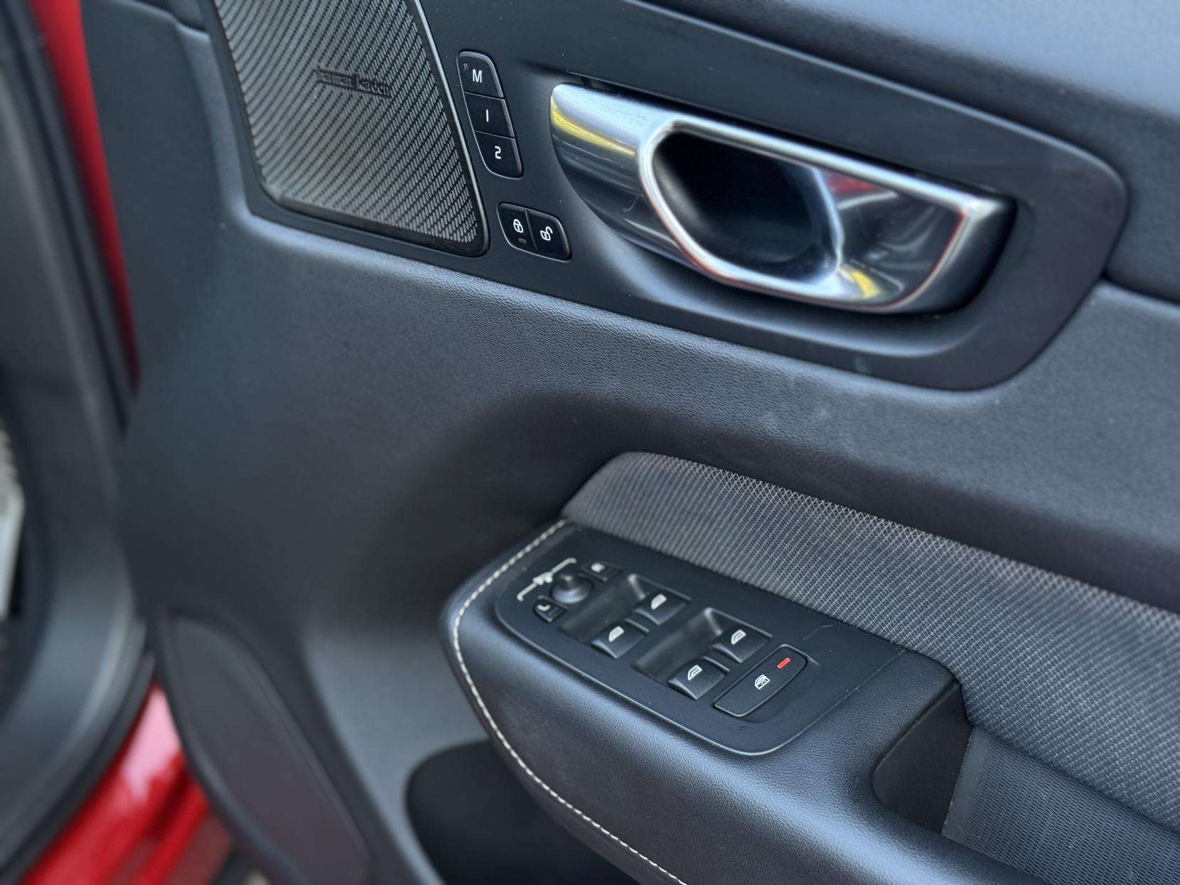 2020 VOLVO XC60 2020 VOLVO XC60