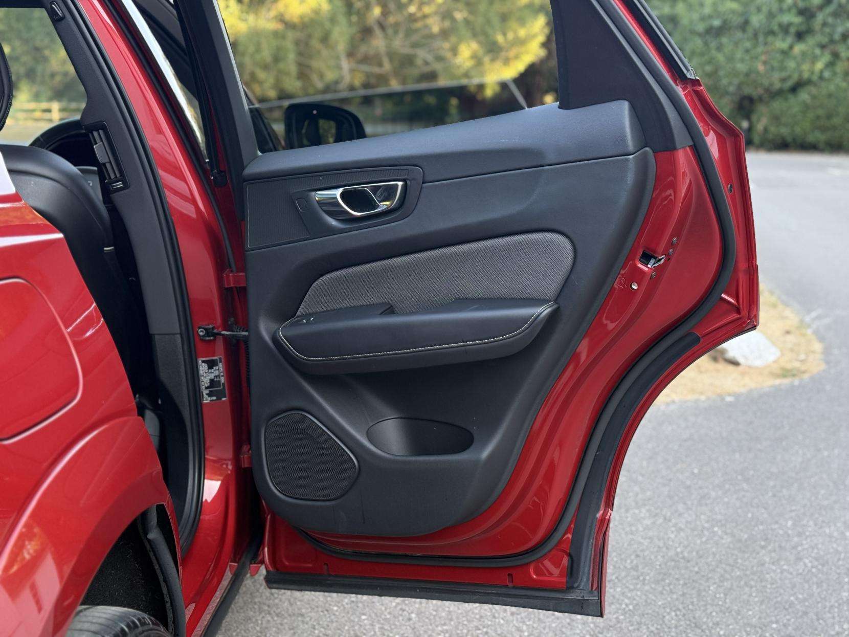 2020 VOLVO XC60 2020 VOLVO XC60