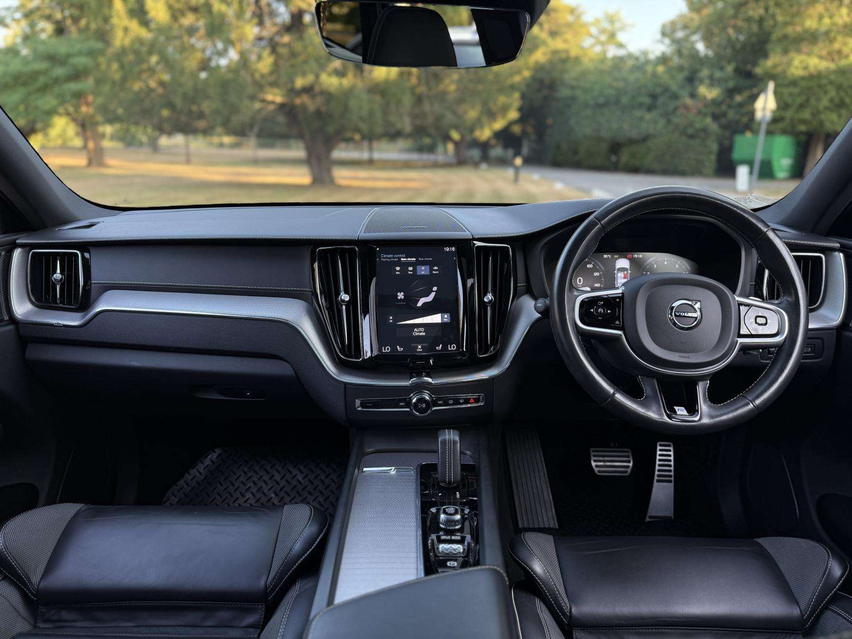 2020 VOLVO XC60 2020 VOLVO XC60