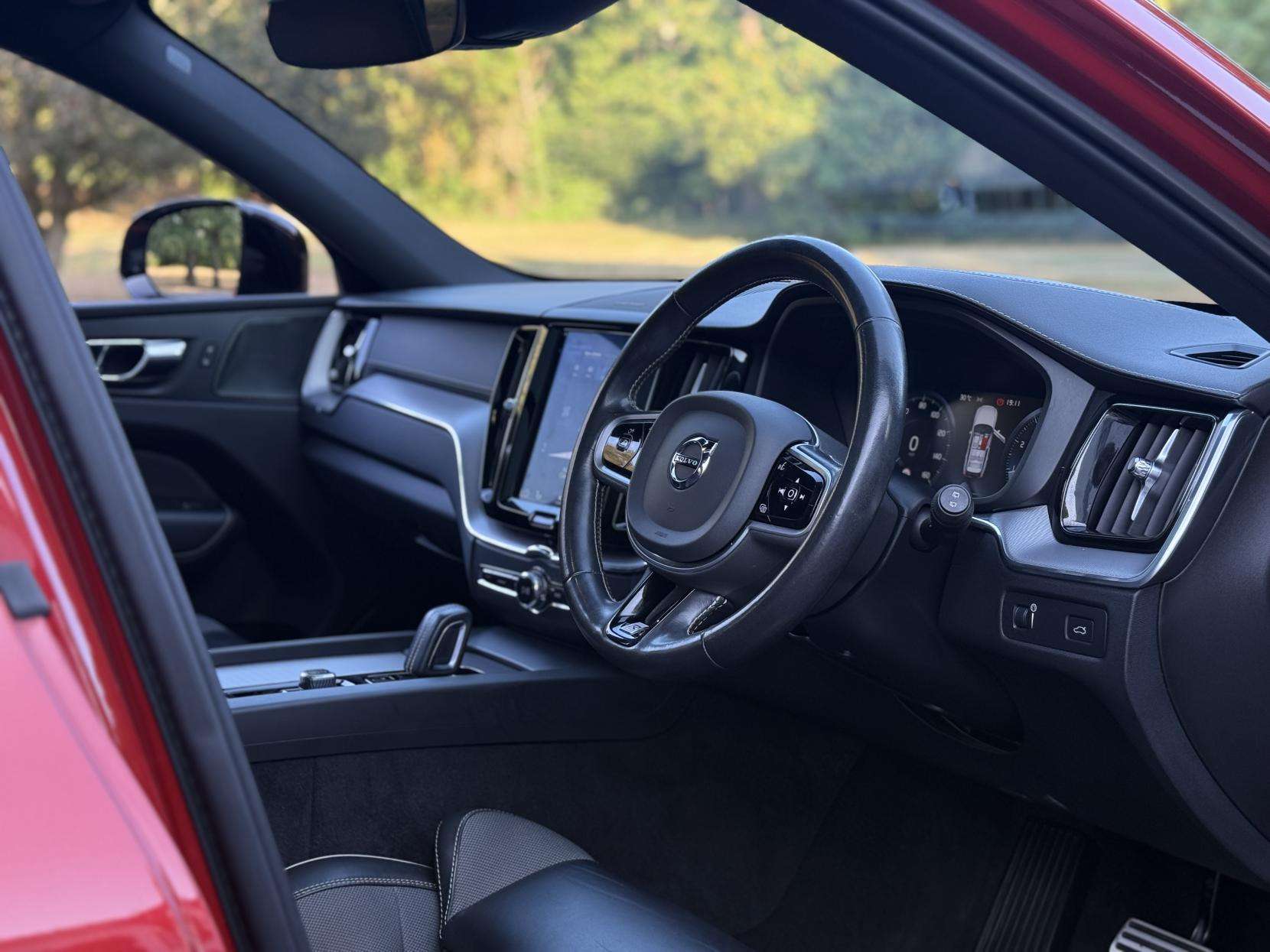 2020 VOLVO XC60 2020 VOLVO XC60