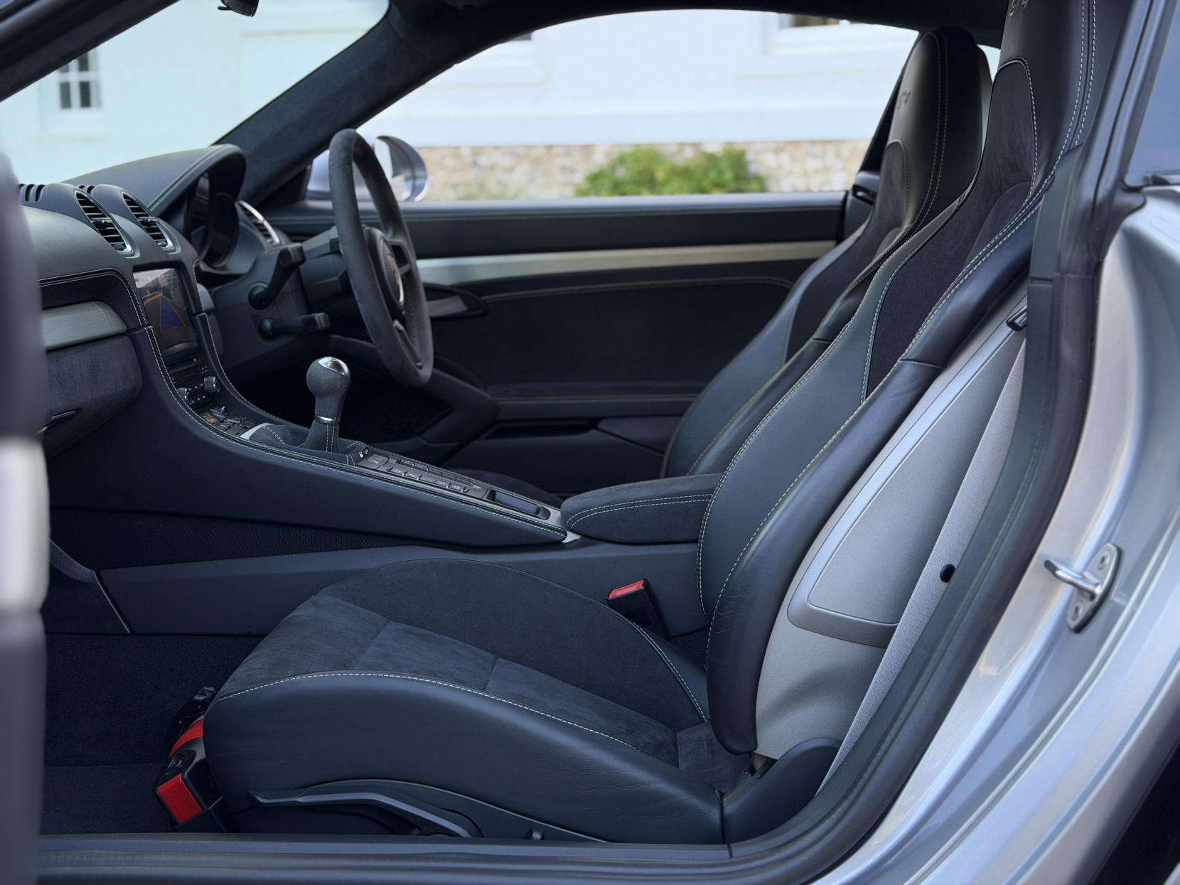 2019 PORSCHE 718 CAYMAN 2019 PORSCHE 718 CAYMAN