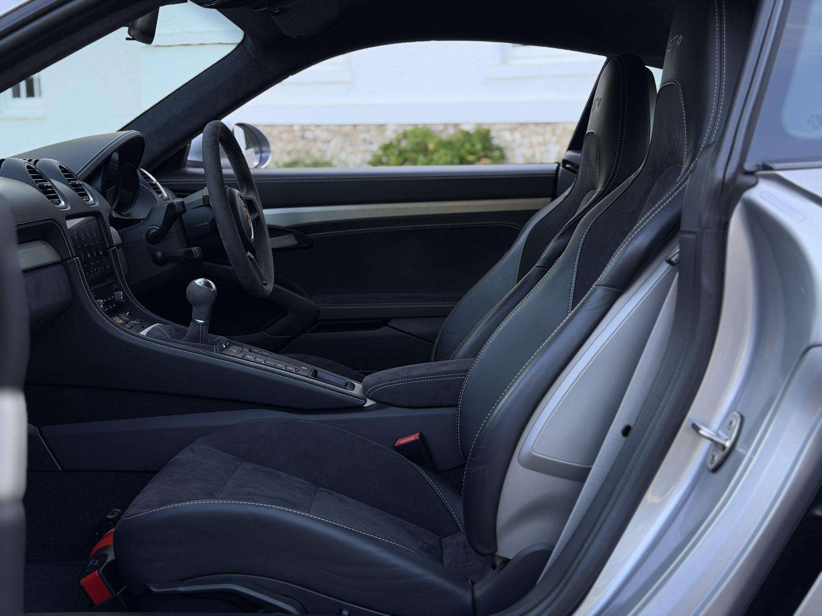 2019 PORSCHE 718 CAYMAN 2019 PORSCHE 718 CAYMAN