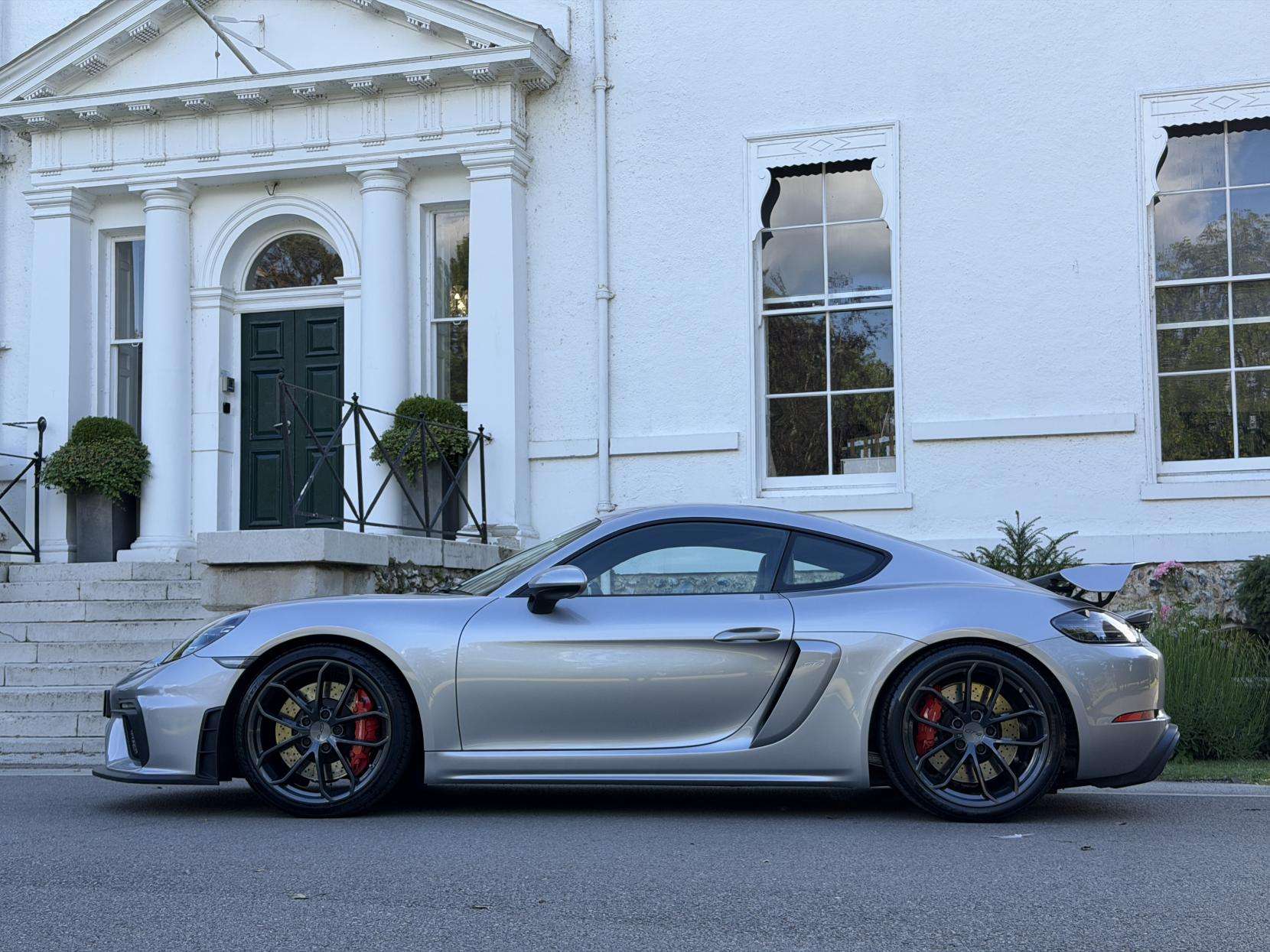 A 2019 PORSCHE 718 CAYMAN 4.0 GT4 Coupe 2dr Petrol Manual Euro 6 (s/s) (420 ps) A 2019 PORSCHE 718 CAYMAN 4.0 GT4 Coupe 2dr Petrol Manual Euro 6 (s/s) (420 ps)