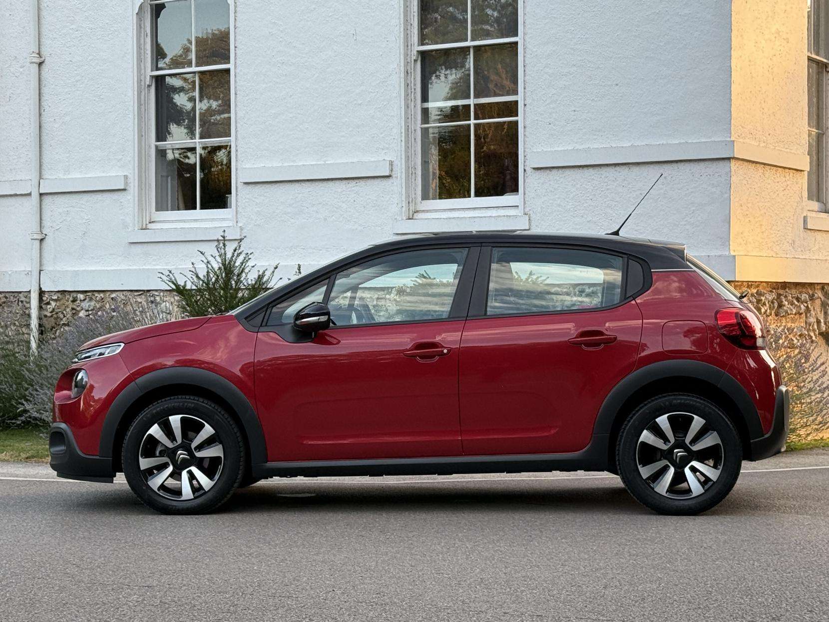 A 2018 CITROEN C3 1.6 BlueHDi Feel Hatchback 5dr Diesel Manual Euro 6 (s/s) (75 ps) A 2018 CITROEN C3 1.6 BlueHDi Feel Hatchback 5dr Diesel Manual Euro 6 (s/s) (75 ps)
